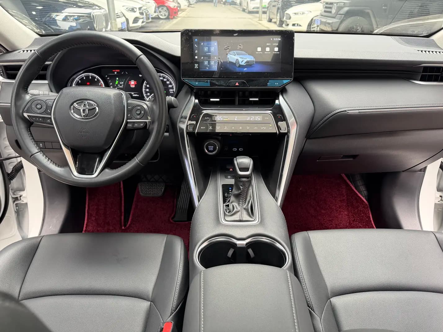 Toyota Venza 2024 г. 32068 км. — фото 24