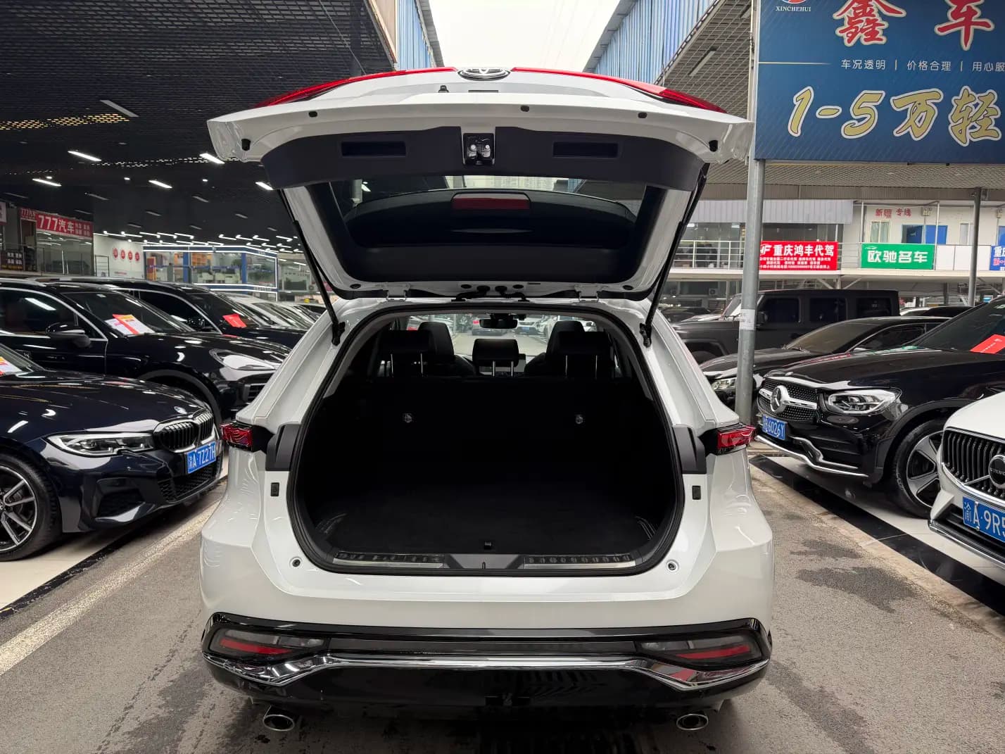 Toyota Venza 2024 г. 32068 км. — фото 34