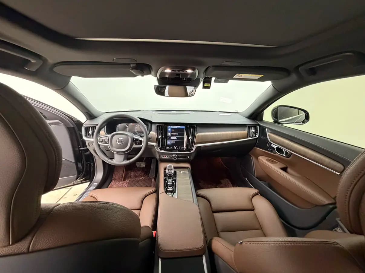 Volvo S90 2021 г. 65108 км. — фото 6