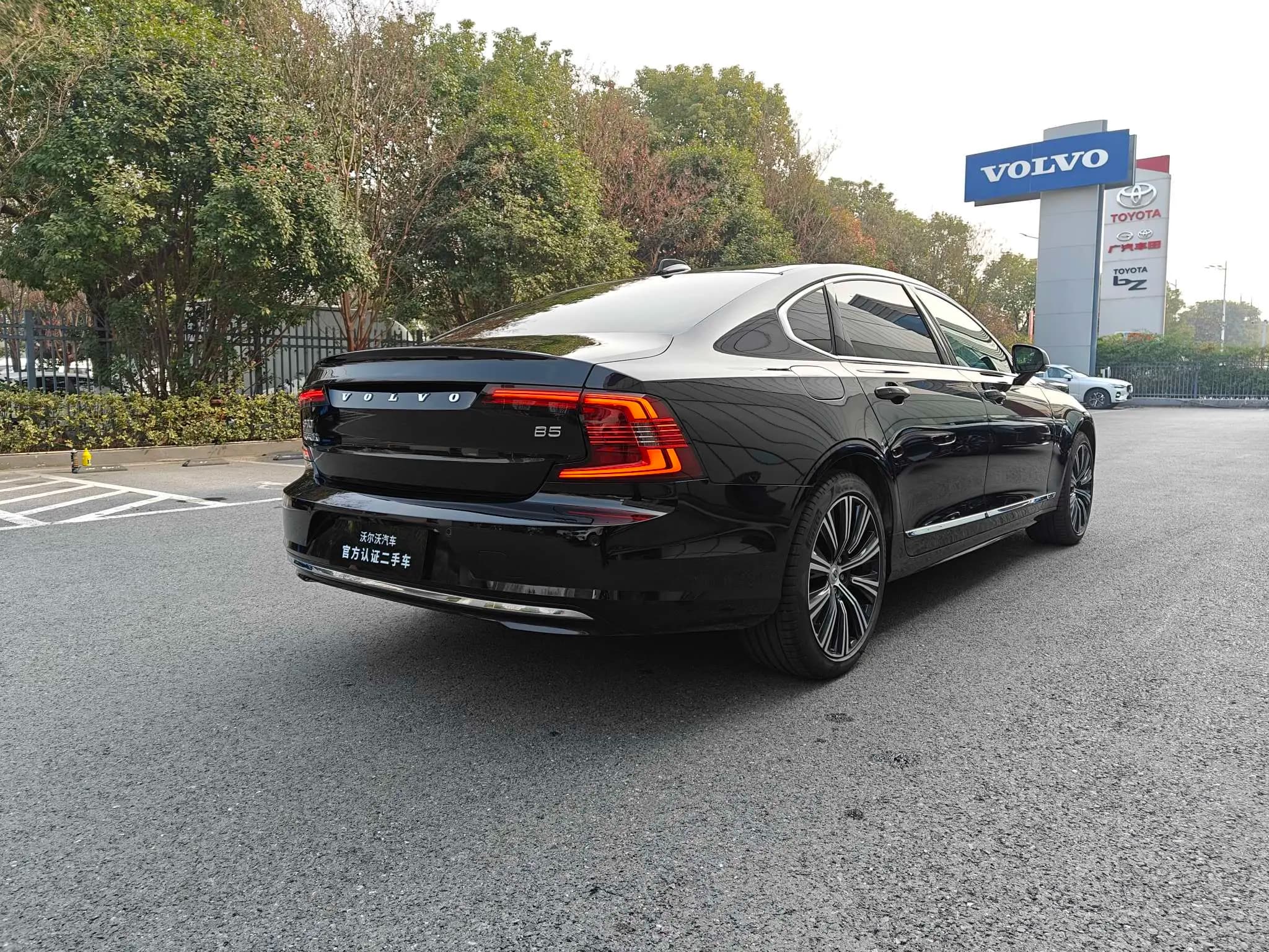 Volvo S90 2025 г. 7118 км. — фото 4