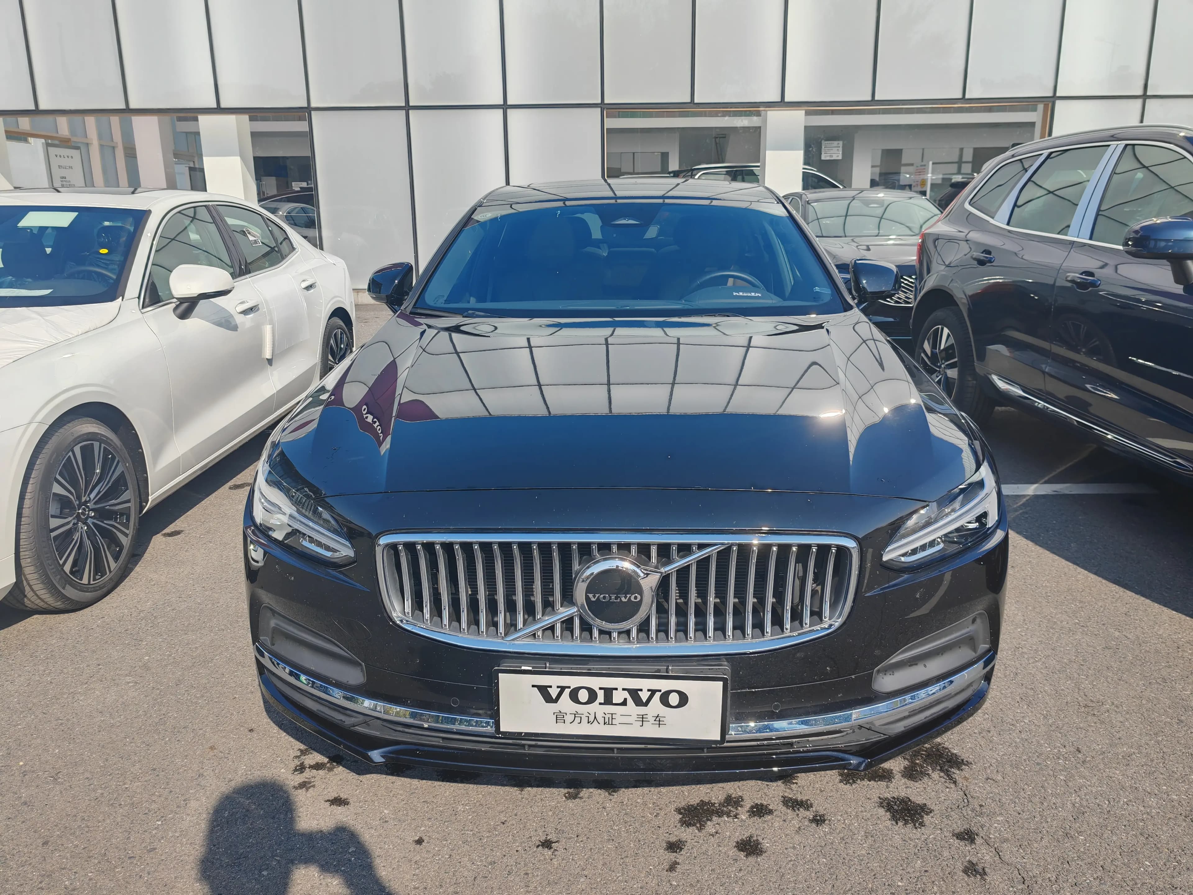 Volvo S90 2025 г. 9119 км. — фото 2