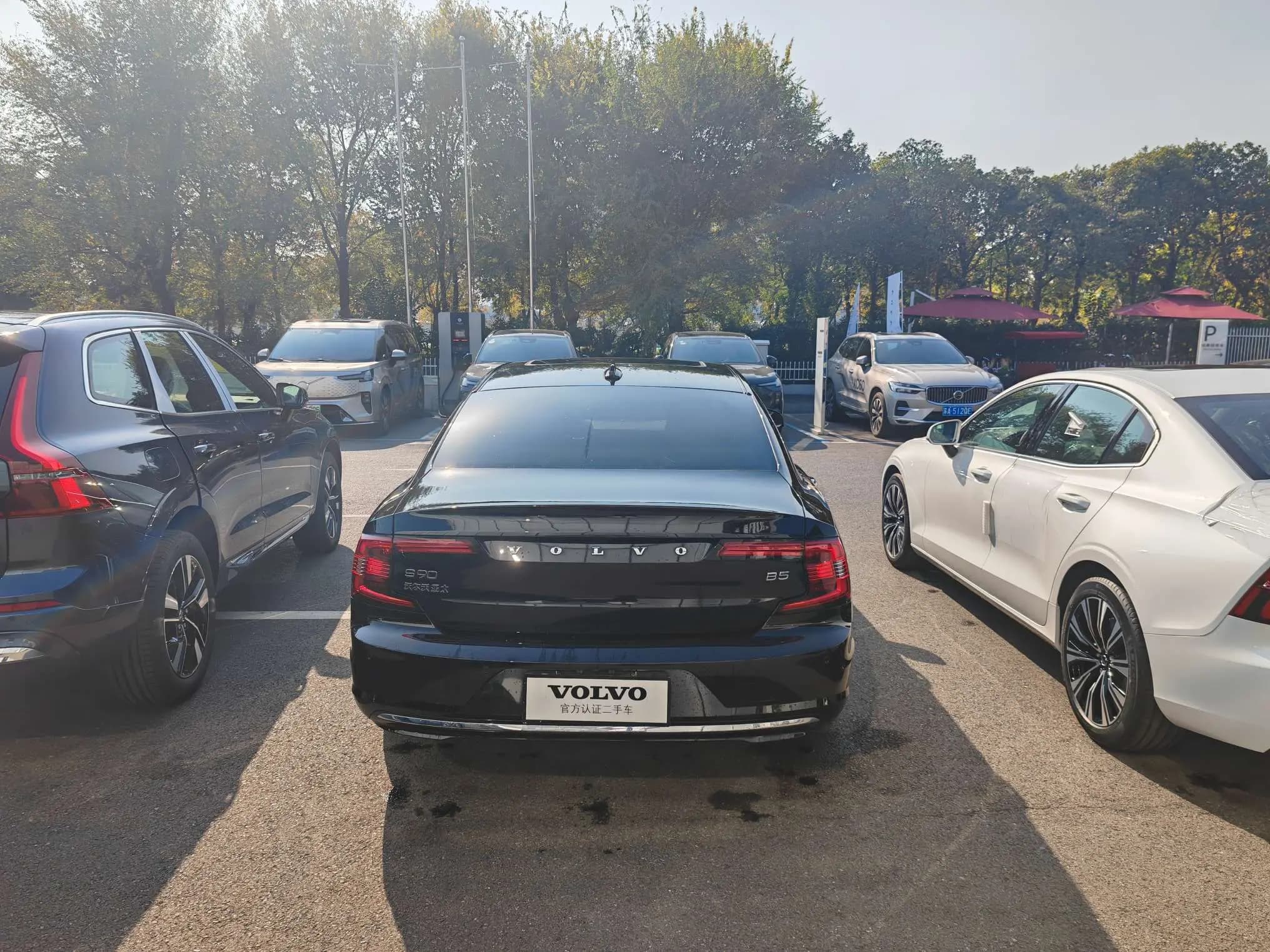 Volvo S90 2025 г. 9119 км. — фото 13