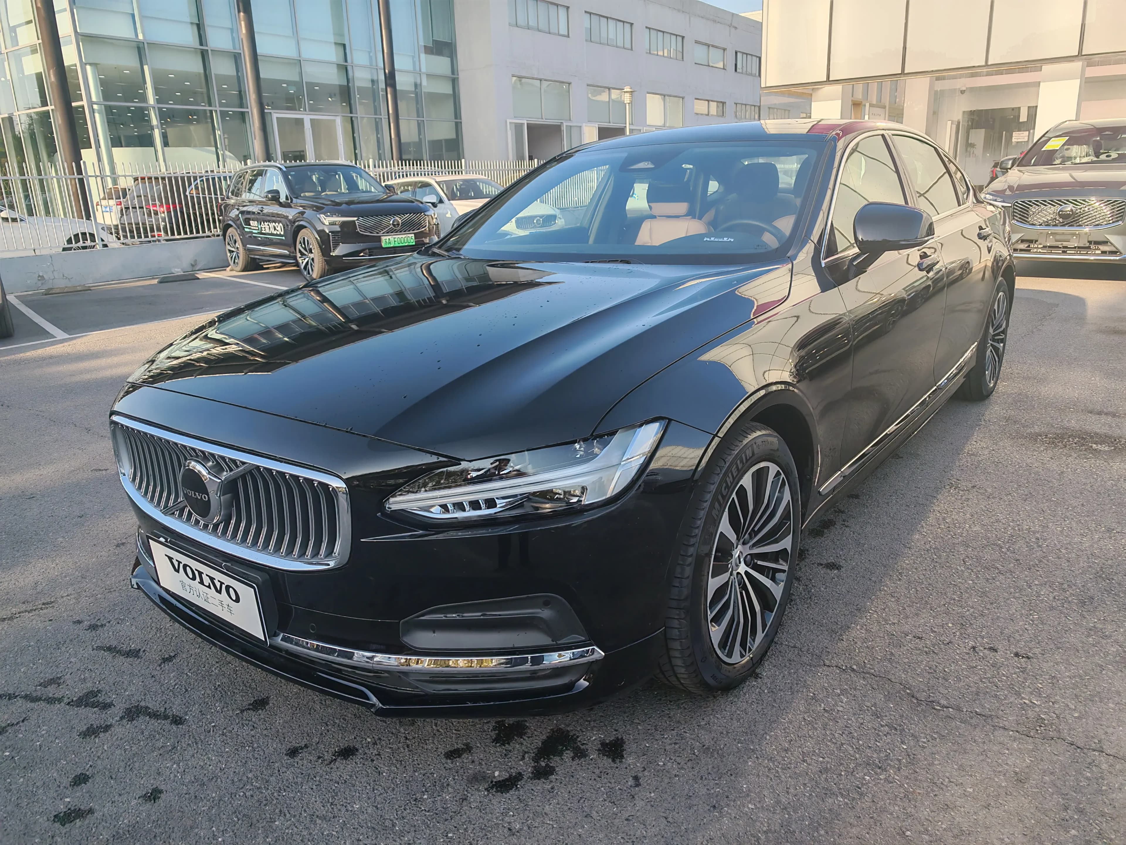 Volvo S90 2025 г. 8120 км. — фото 12