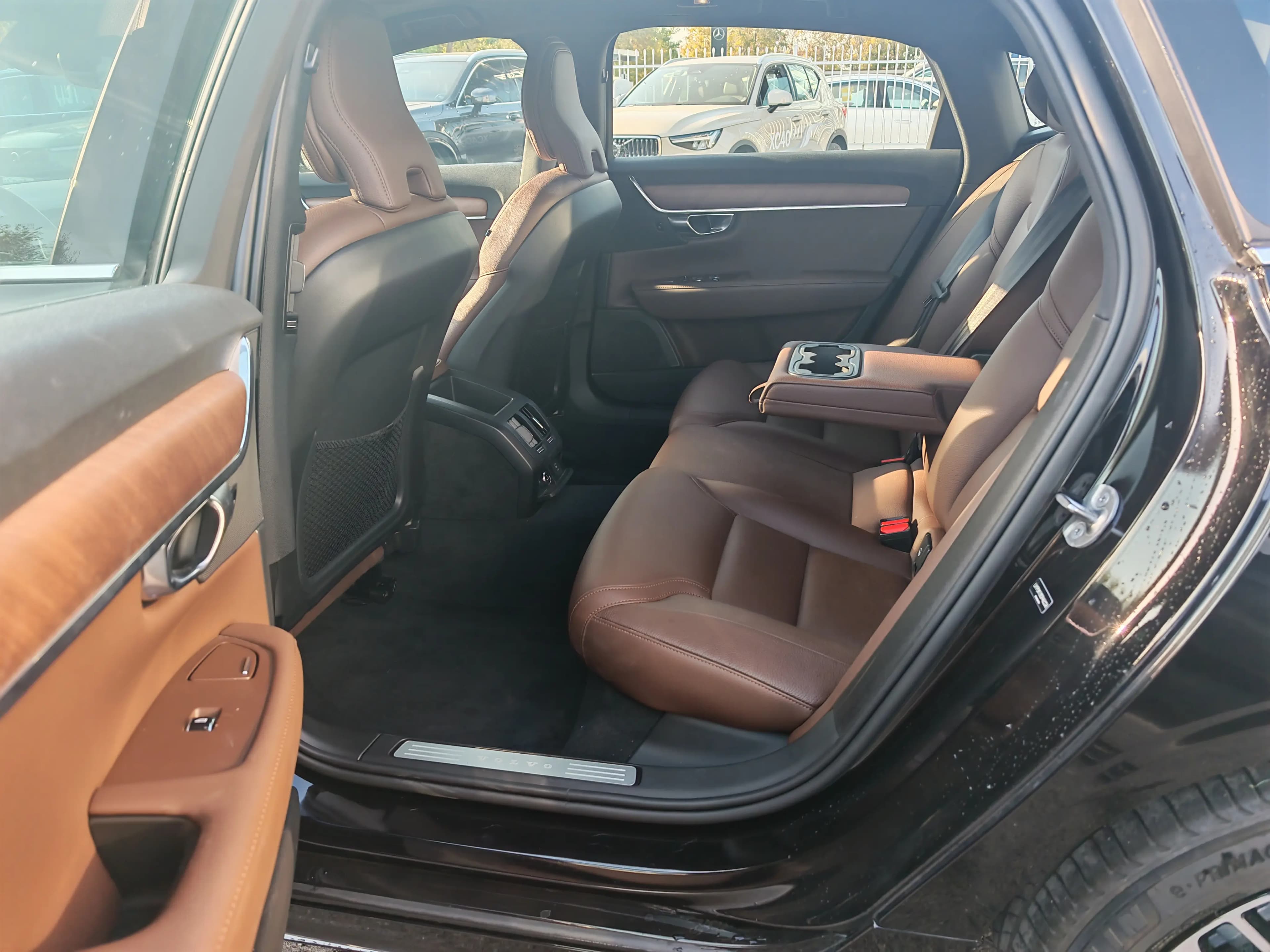 Volvo S90 2025 г. 8120 км. — фото 18