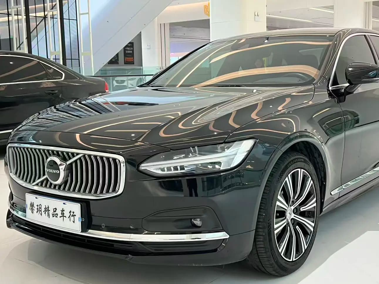 Volvo S90 2021 г. 80121 км. — фото 18