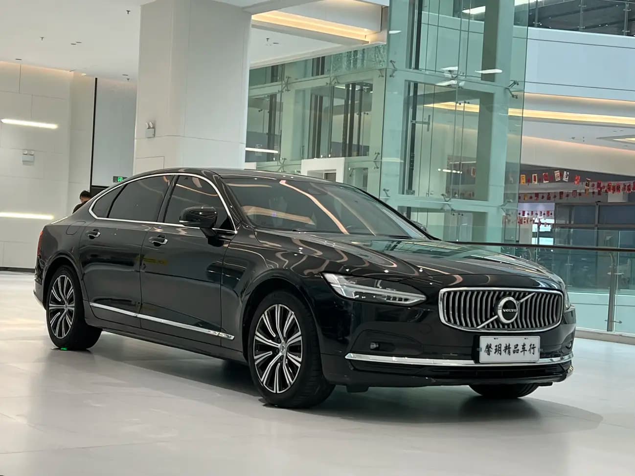 Volvo S90 2021 г. 80121 км. — фото 3