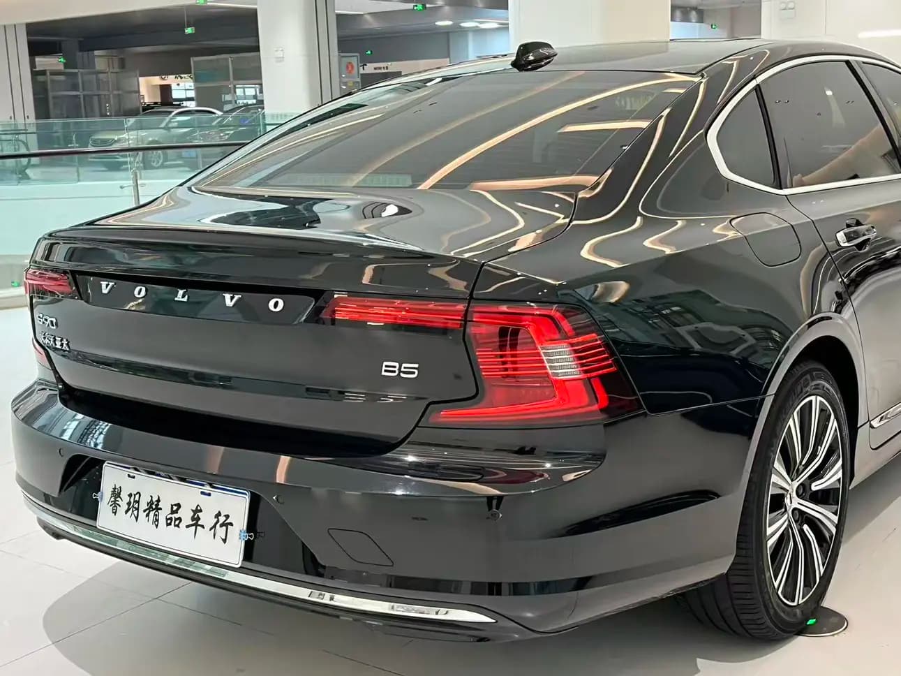 Volvo S90 2021 г. 80121 км. — фото 22