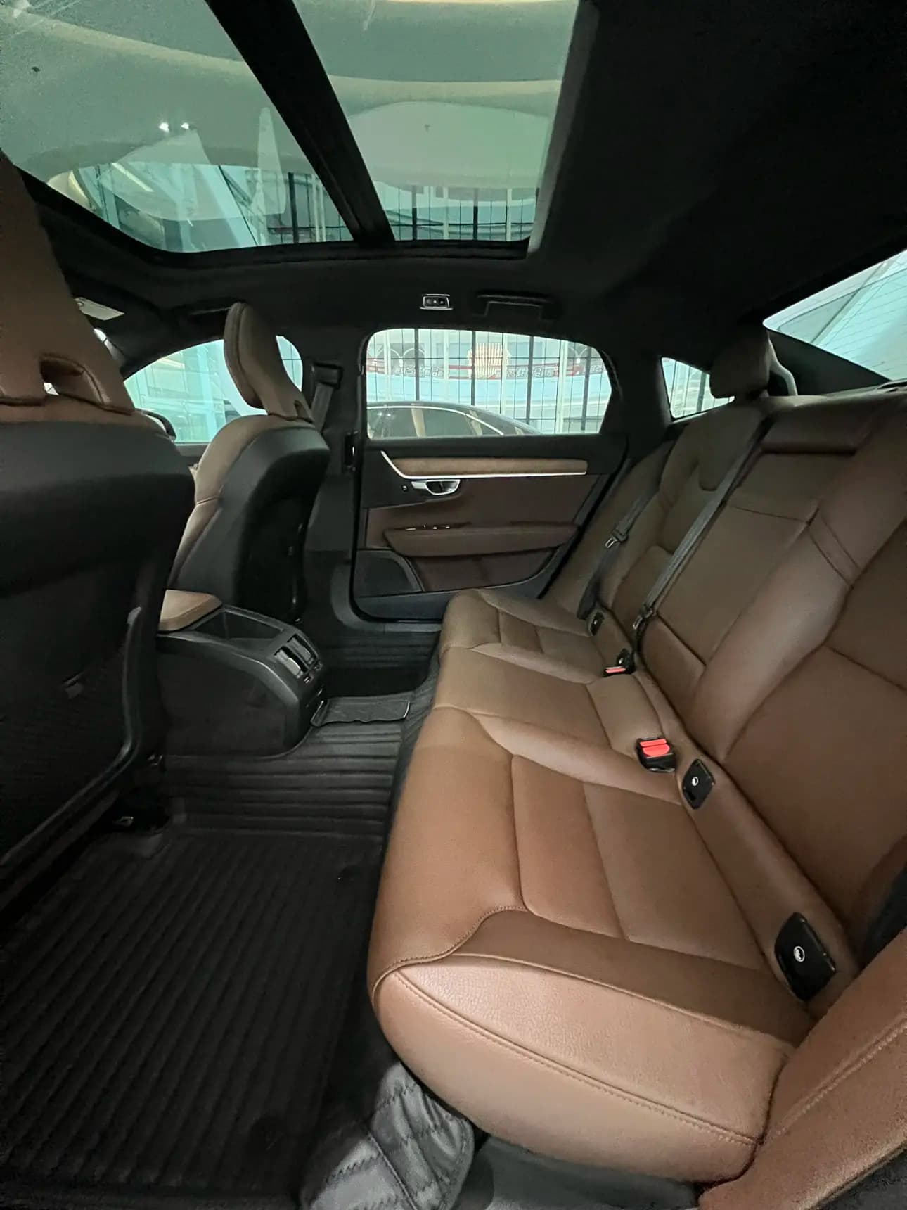 Volvo S90 2021 г. 80121 км. — фото 39