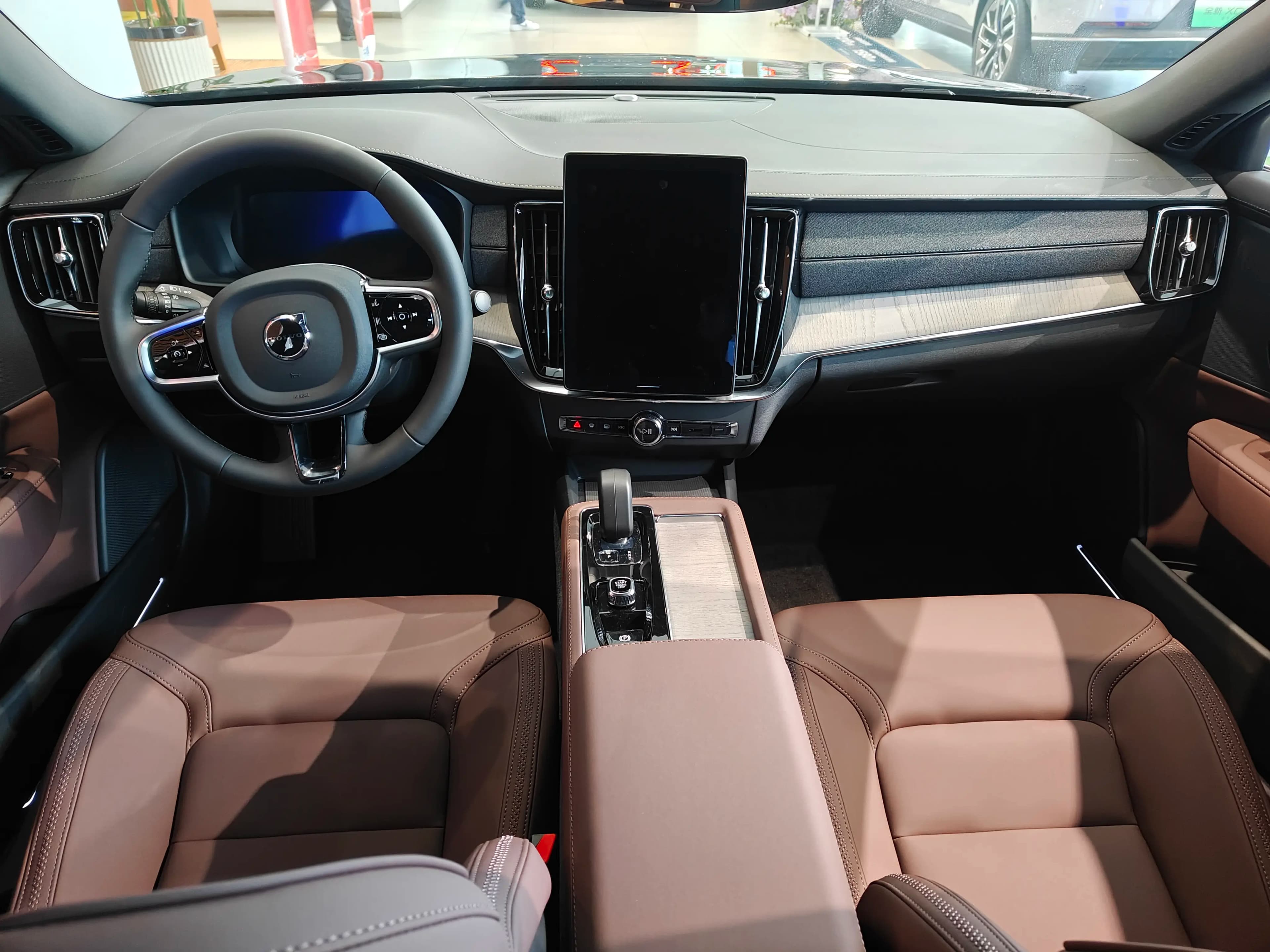 Volvo S90 2025 г. 724 км. — фото 7