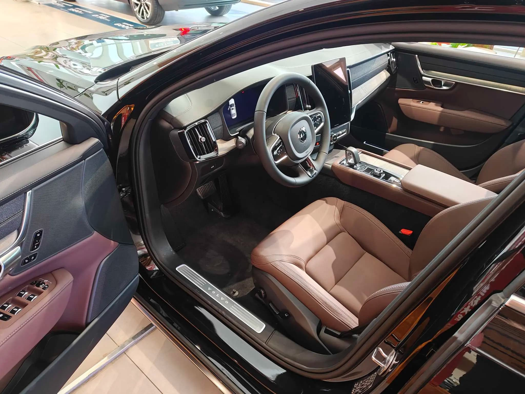 Volvo S90 2025 г. 724 км. — фото 8