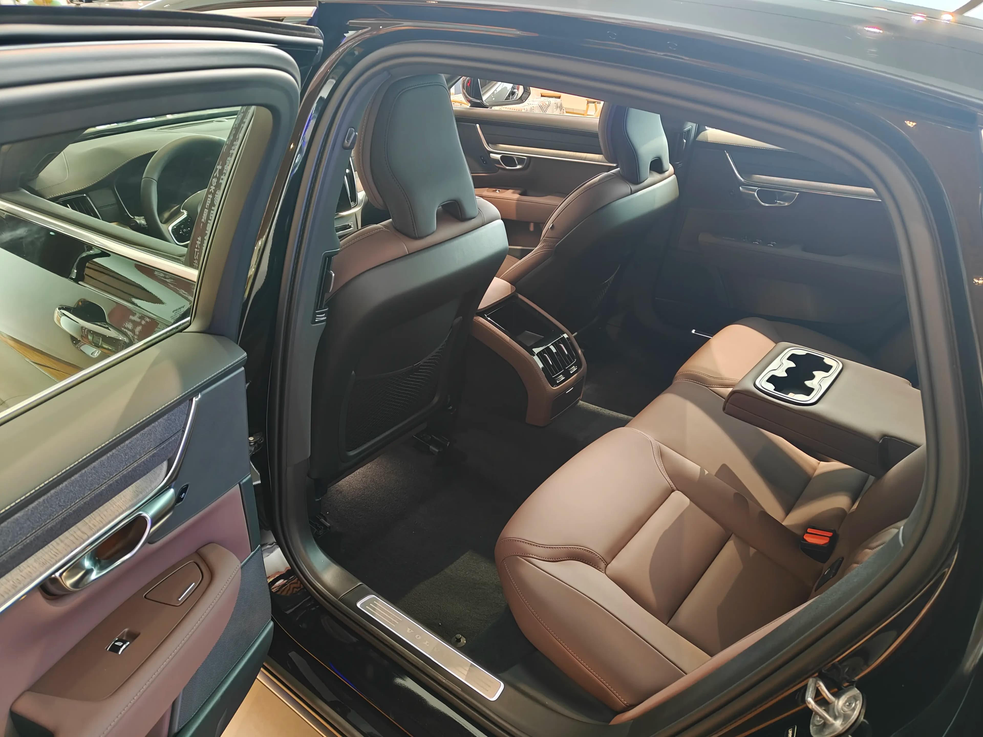 Volvo S90 2025 г. 724 км. — фото 9