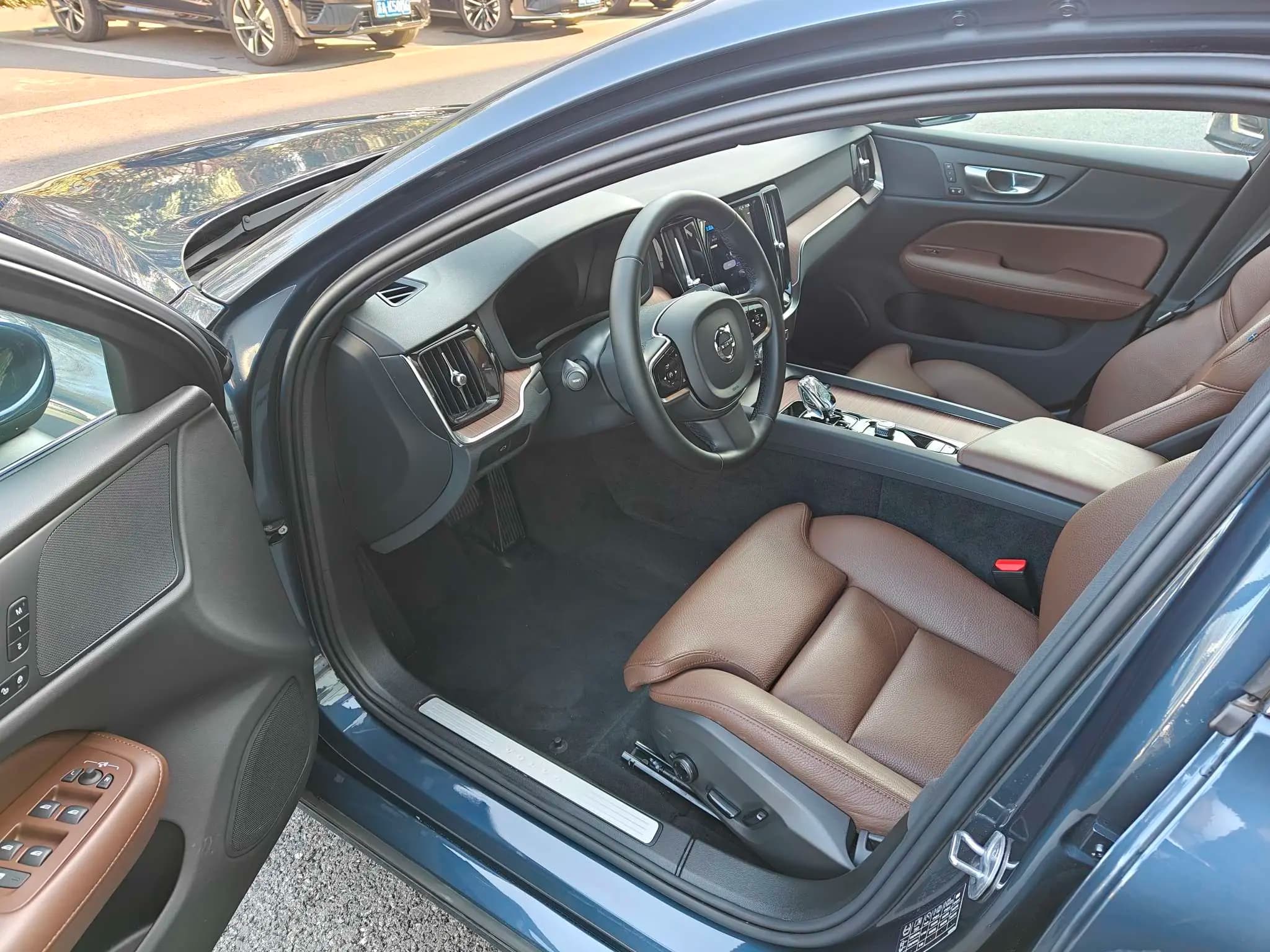 Volvo S60 2025 г. 3127 км. — фото 6