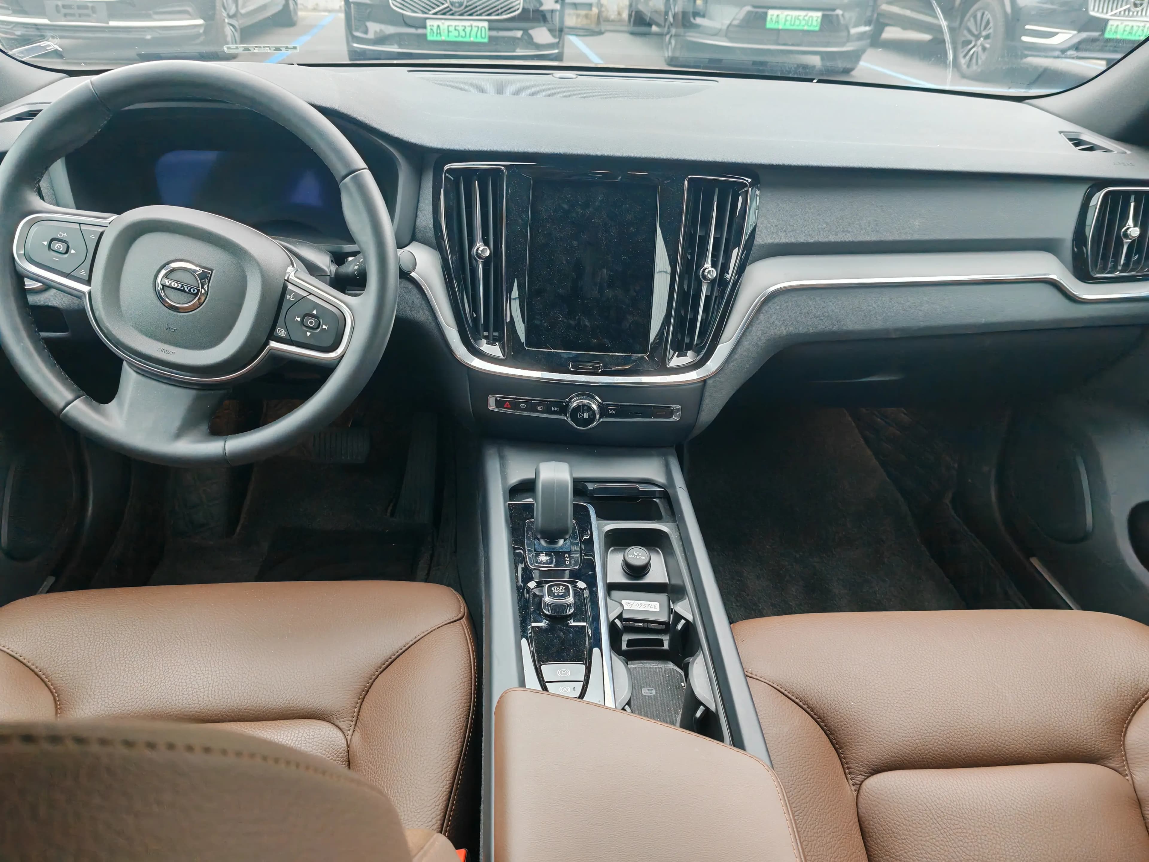 Volvo S60 2025 г. 7131 км. — фото 11