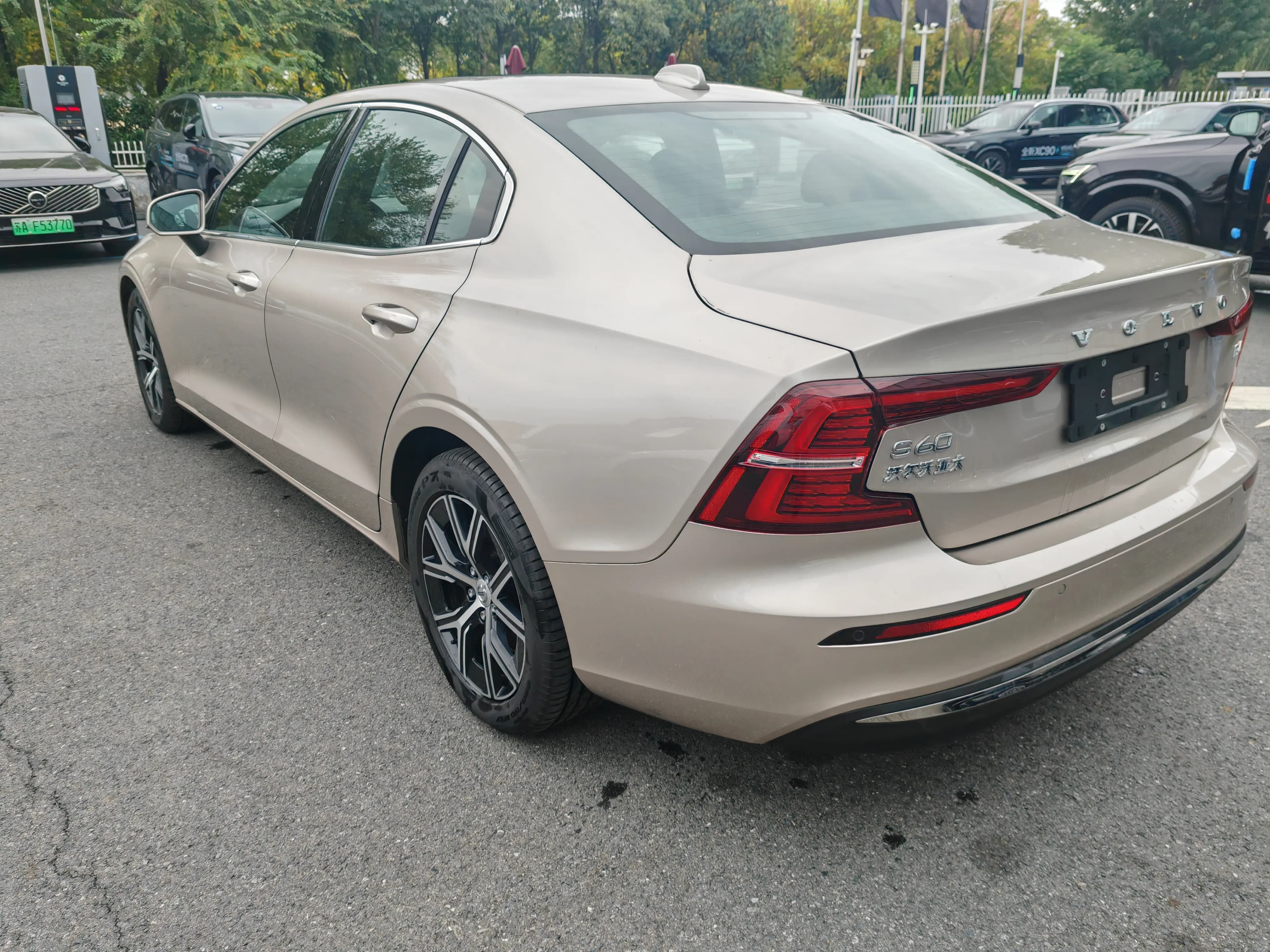 Volvo S60 2025 г. 7131 км. — фото 3