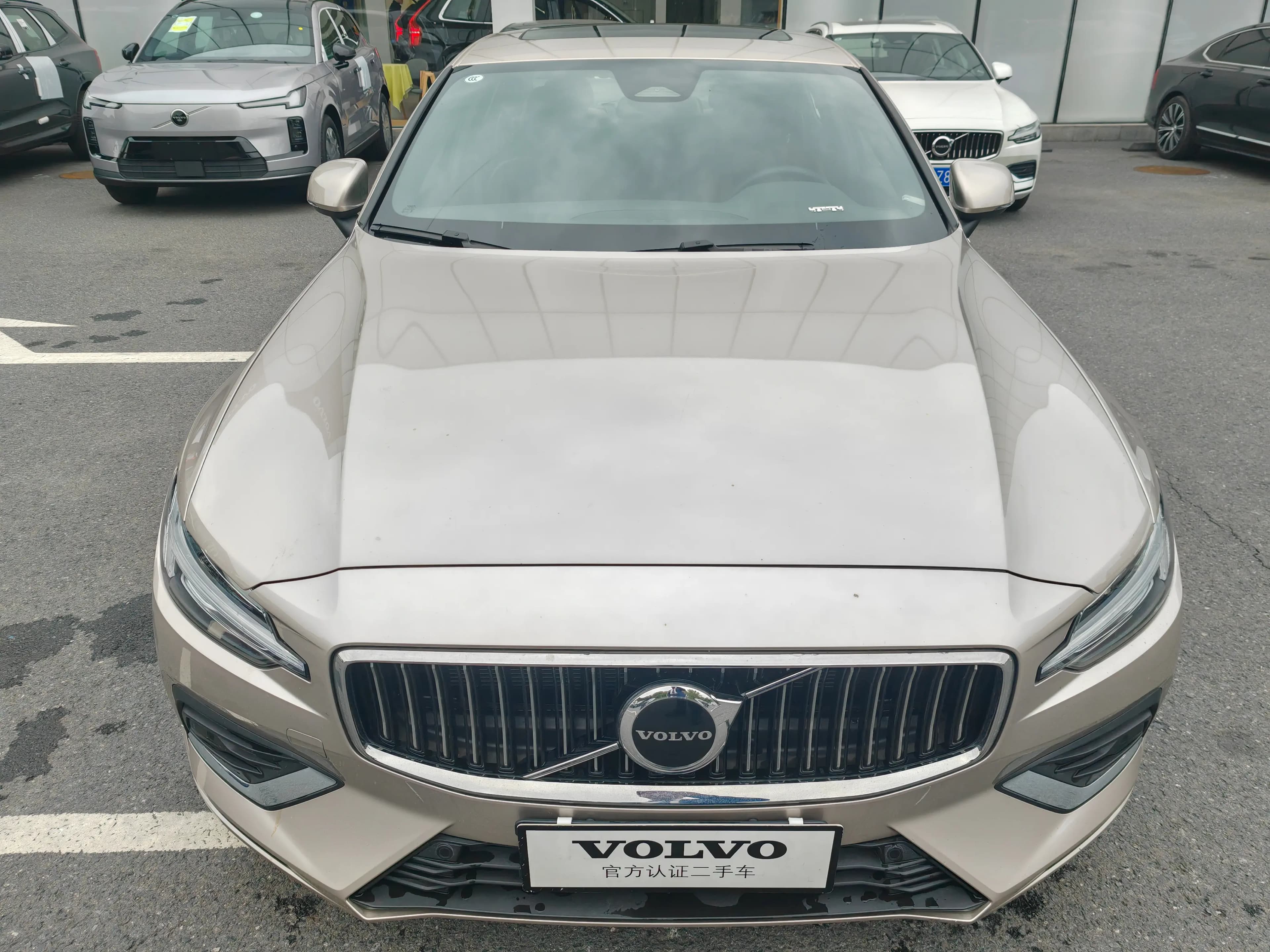 Volvo S60 2025 г. 7131 км. — фото 7