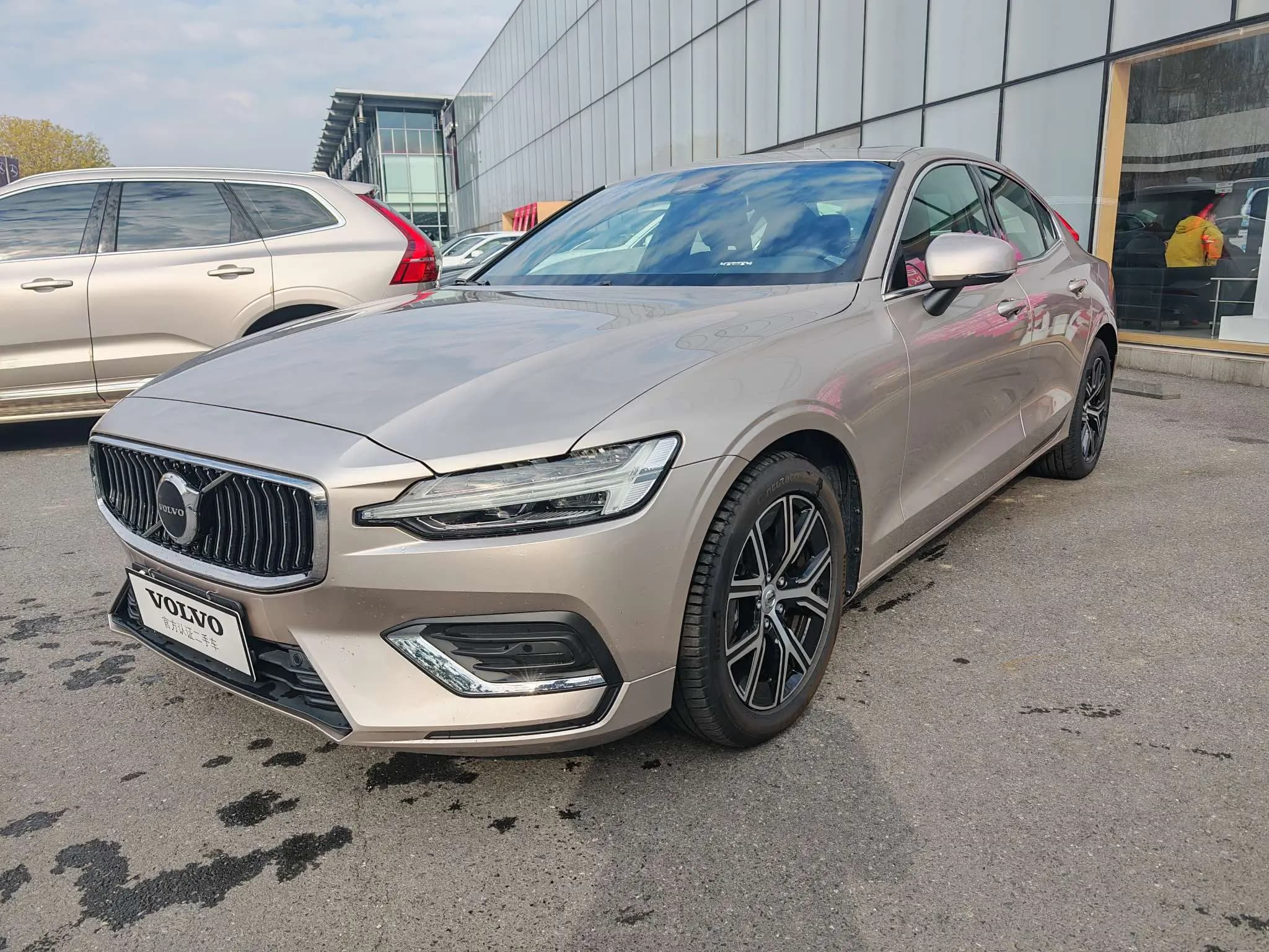 Volvo S60 2025 г. 10132 км. — фото 8