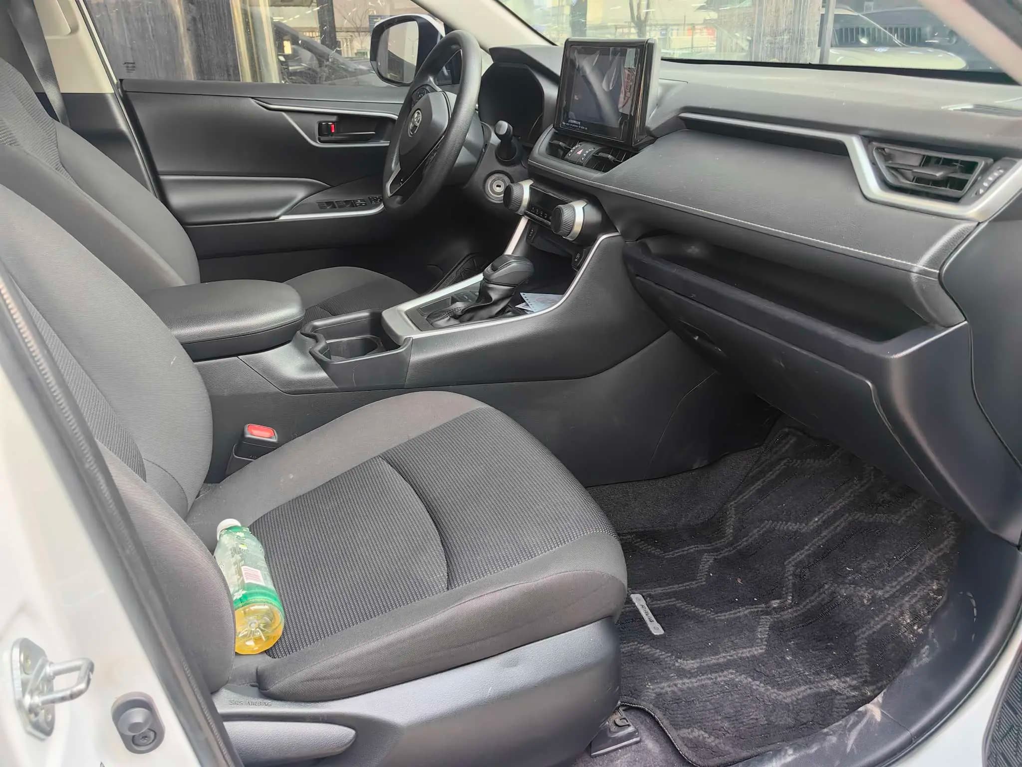 Toyota RAV4 2023 г. 90065 км. — фото 14