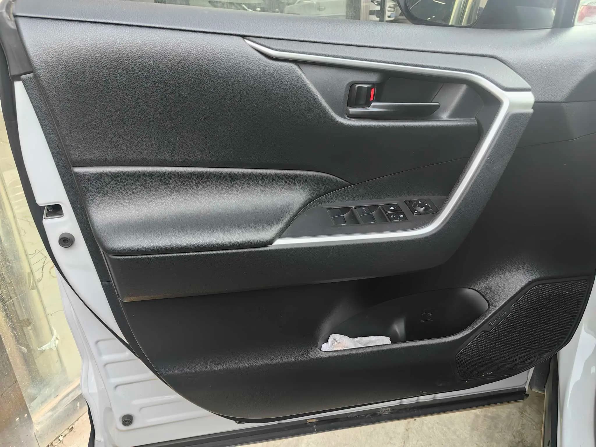 Toyota RAV4 2023 г. 90065 км. — фото 8