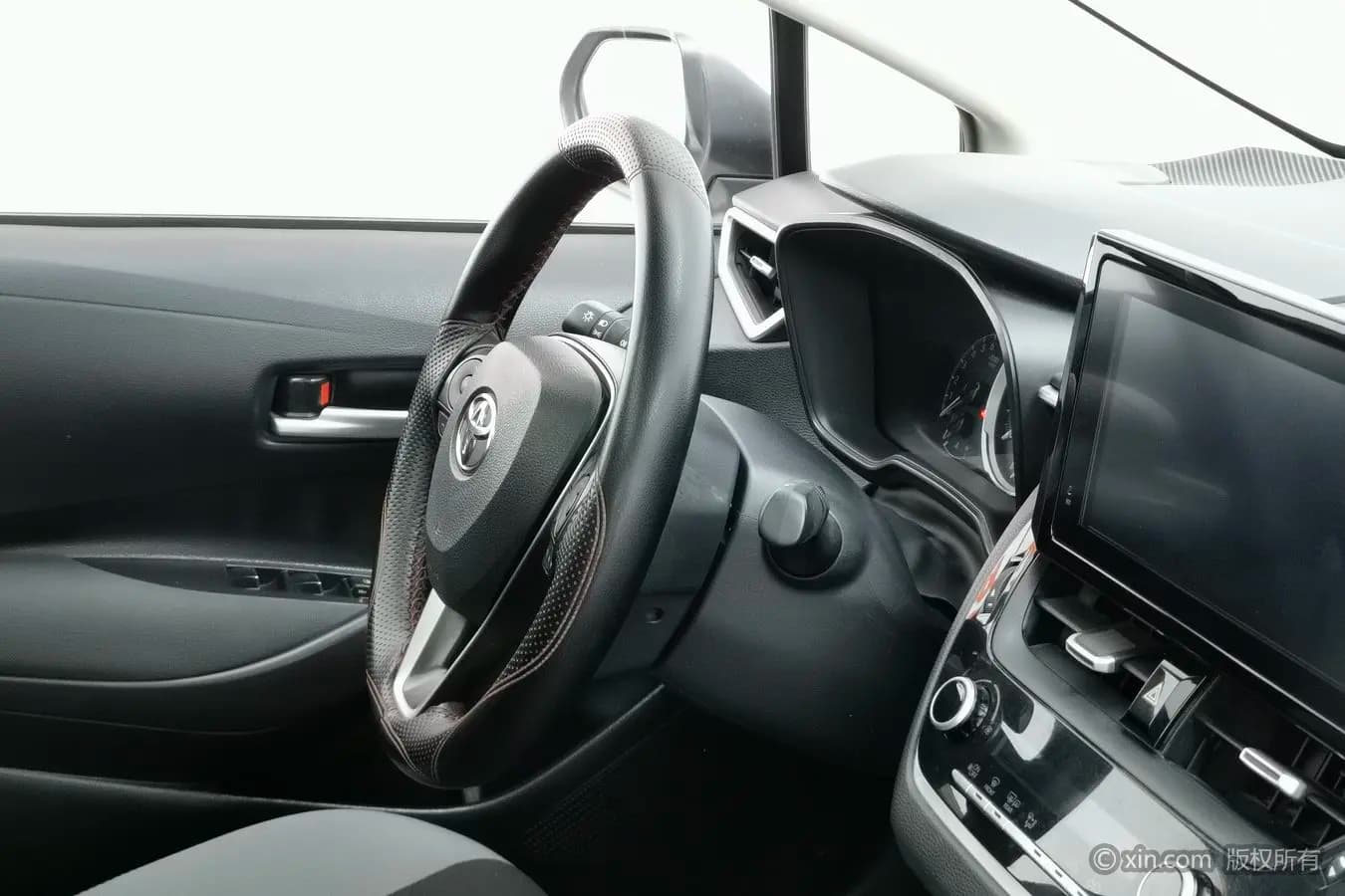 Toyota Corolla 2021 г. 73702 км. — фото 11