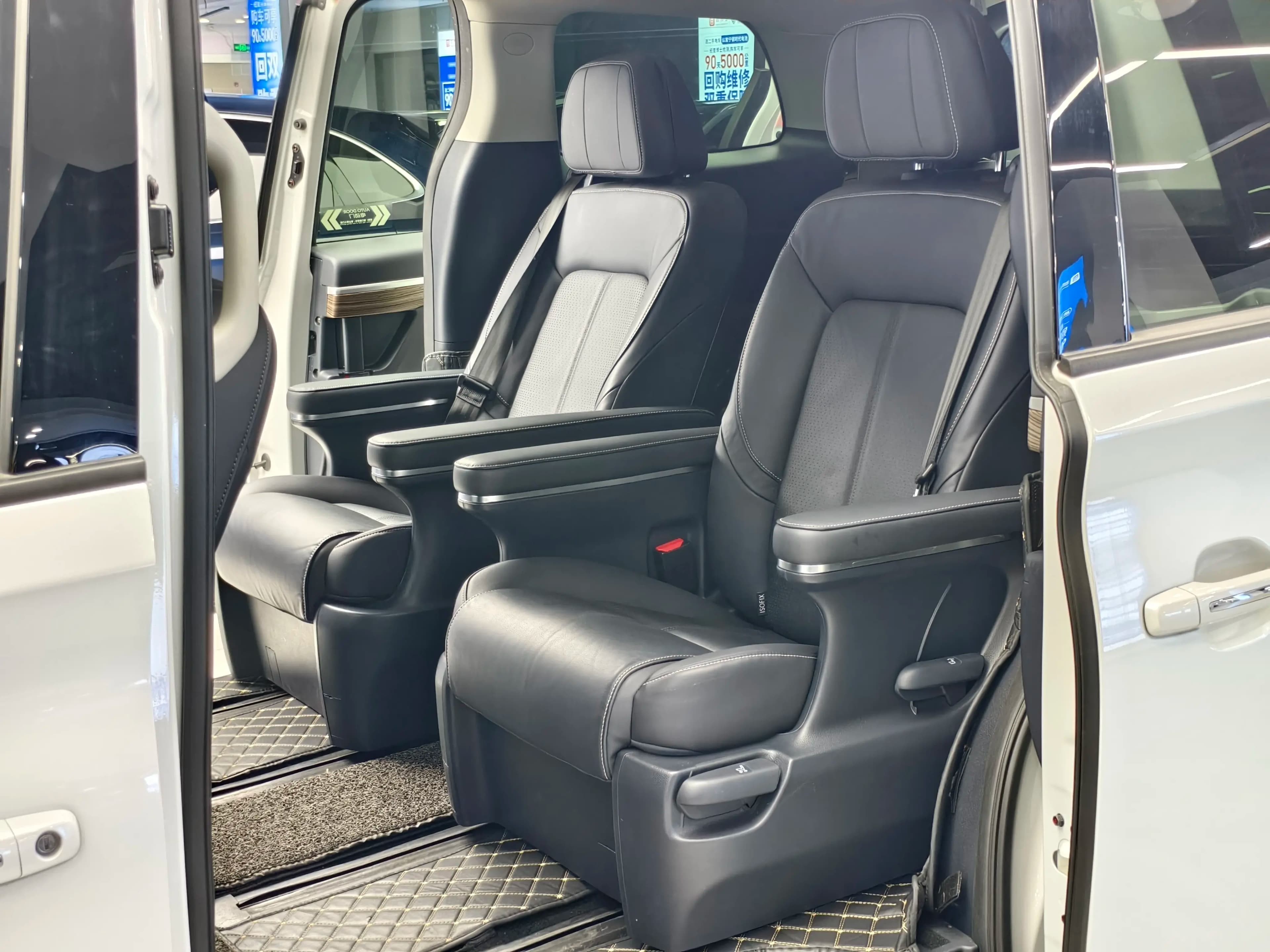 GAC Trumpchi M8 2022 г. 23013 км. — фото 16