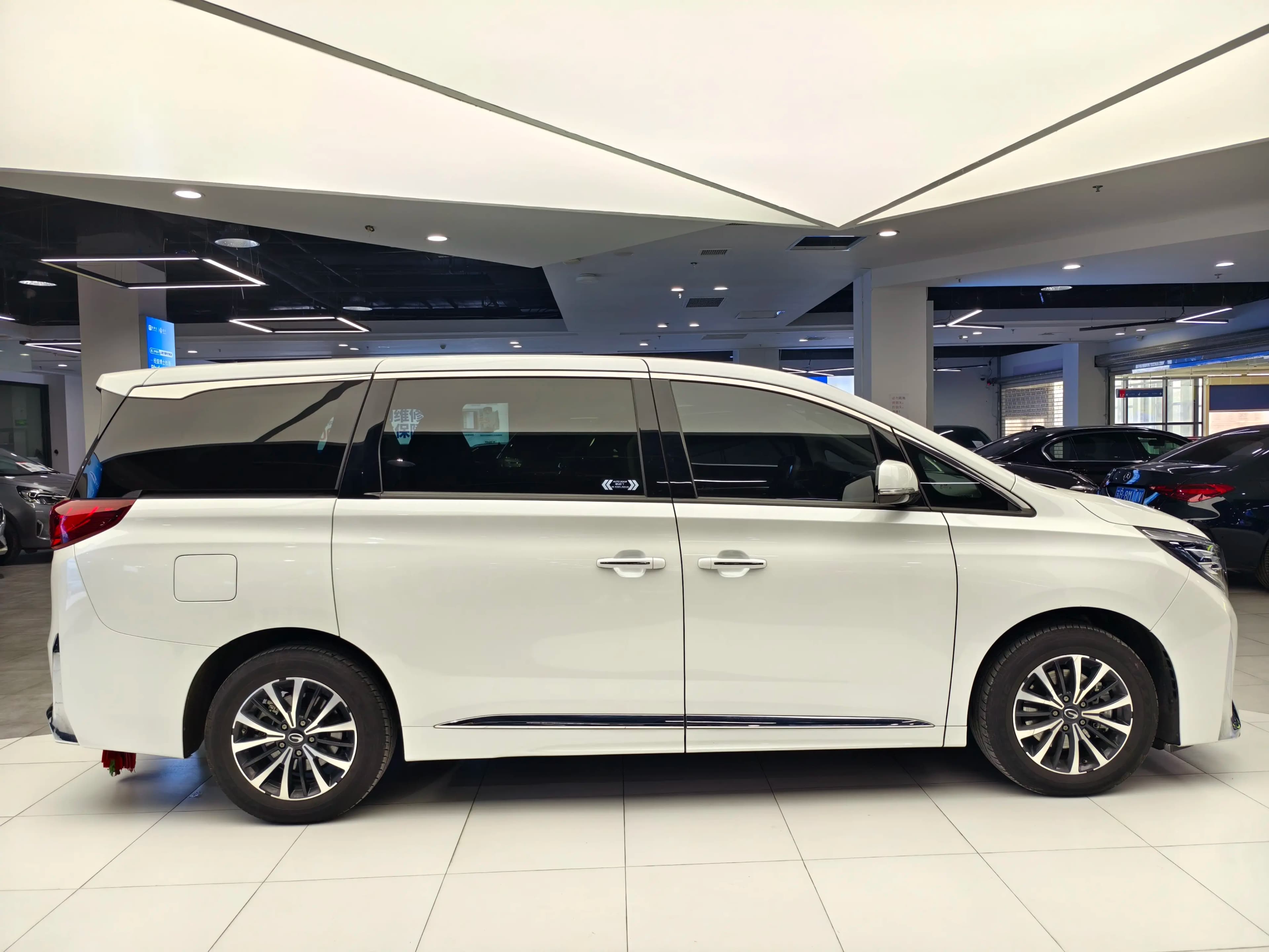 GAC Trumpchi M8 2022 г. 23013 км. — фото 7
