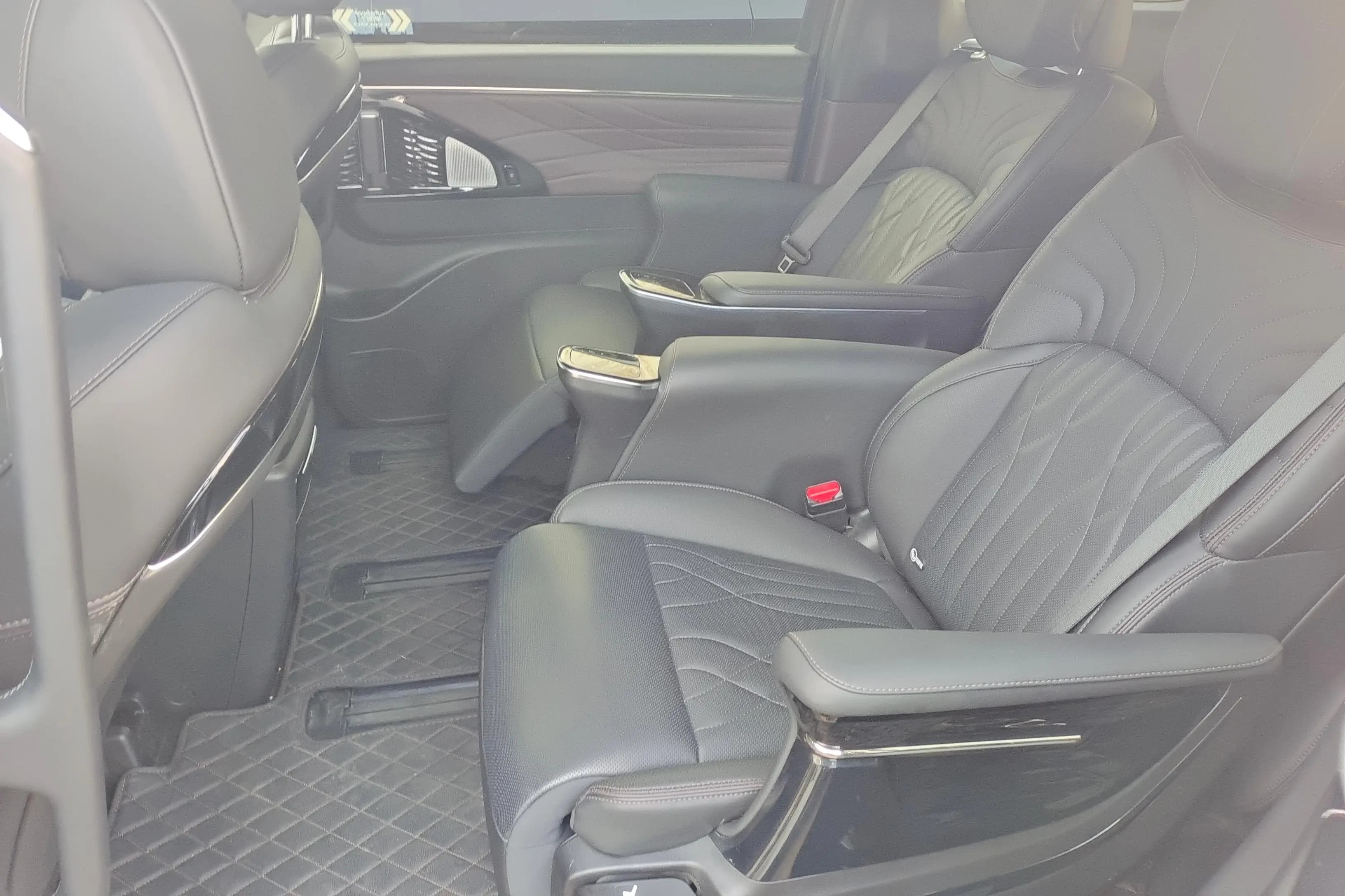 GAC Trumpchi M8 2024 г. 5441 км. — фото 17