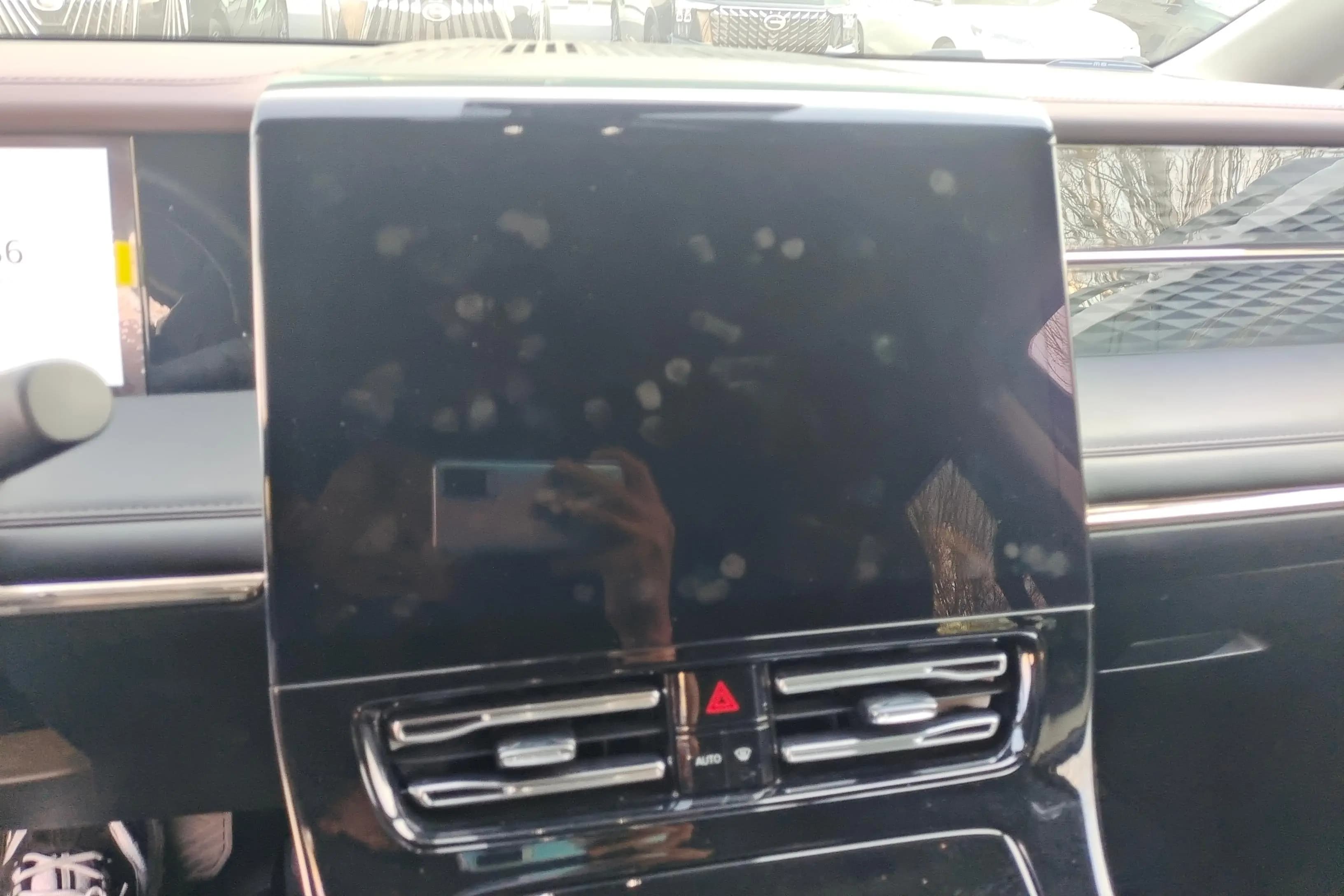 GAC Trumpchi M8 2024 г. 8100 км. — фото 11