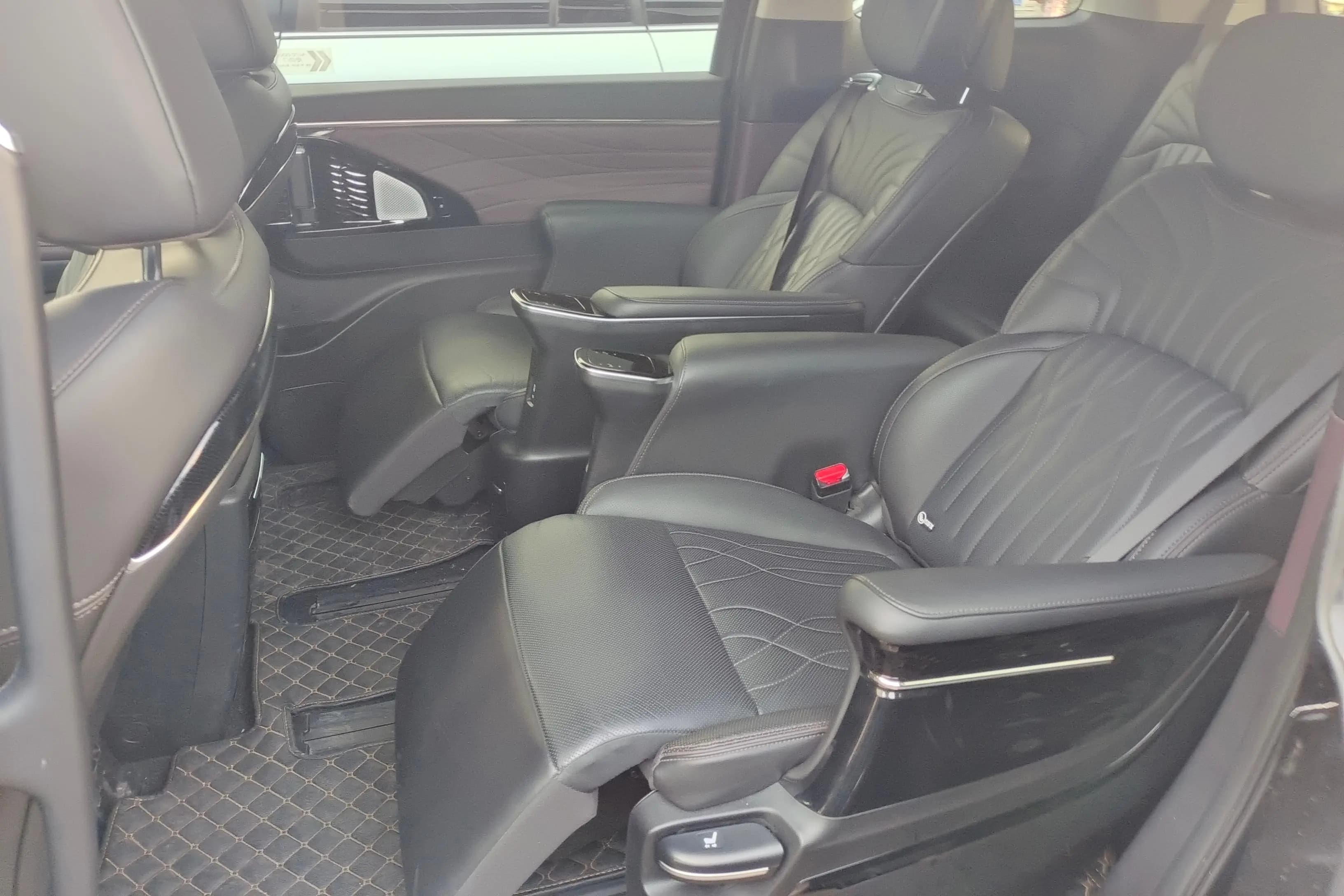 GAC Trumpchi M8 2024 г. 8100 км. — фото 17