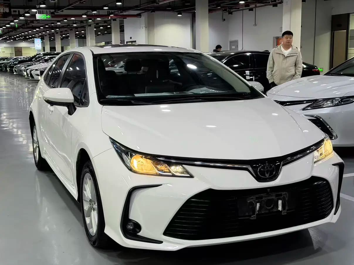 Toyota Corolla 2021 г. 59103 км. — фото 3