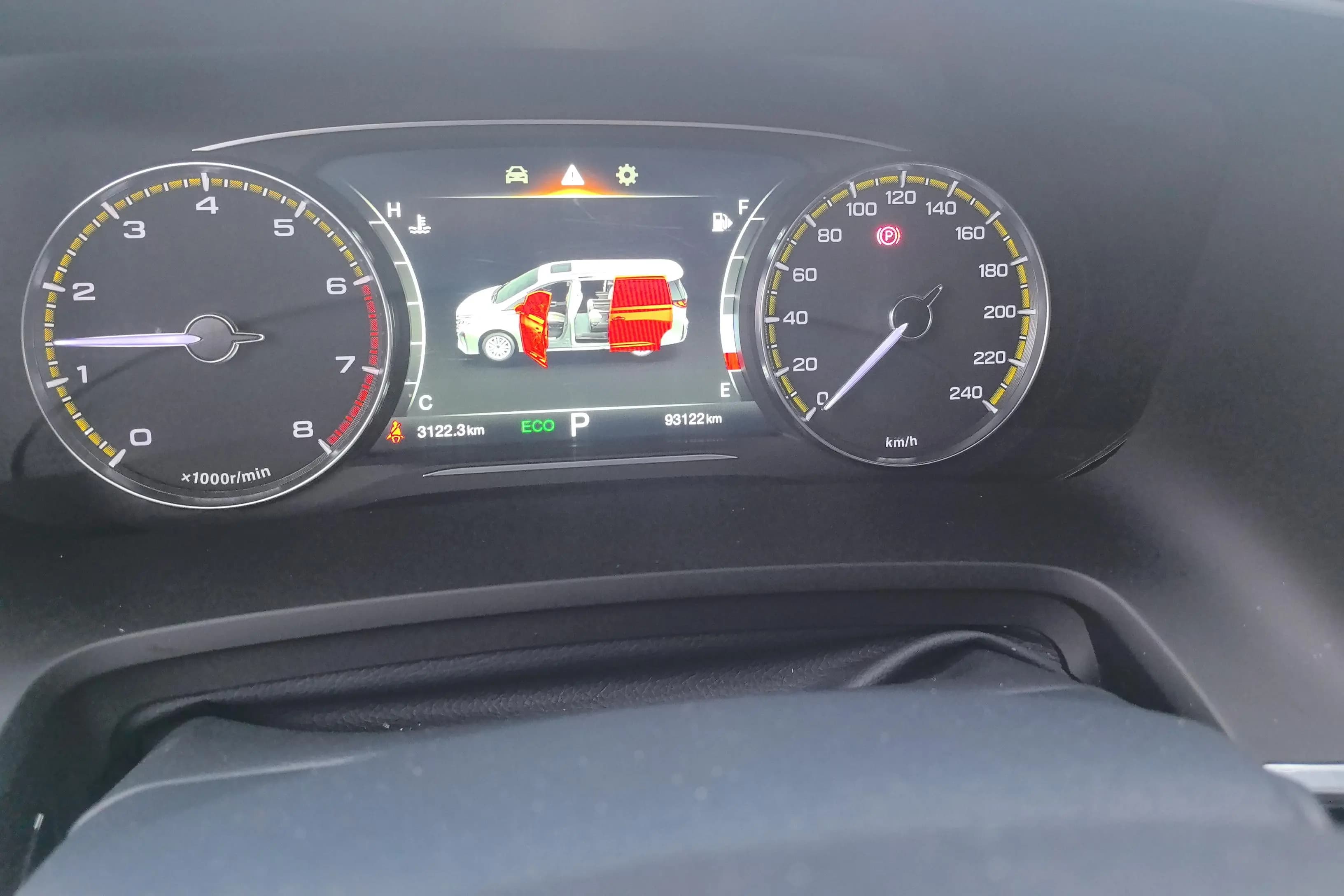 GAC Trumpchi M8 2022 г. 93100 км. — фото 14
