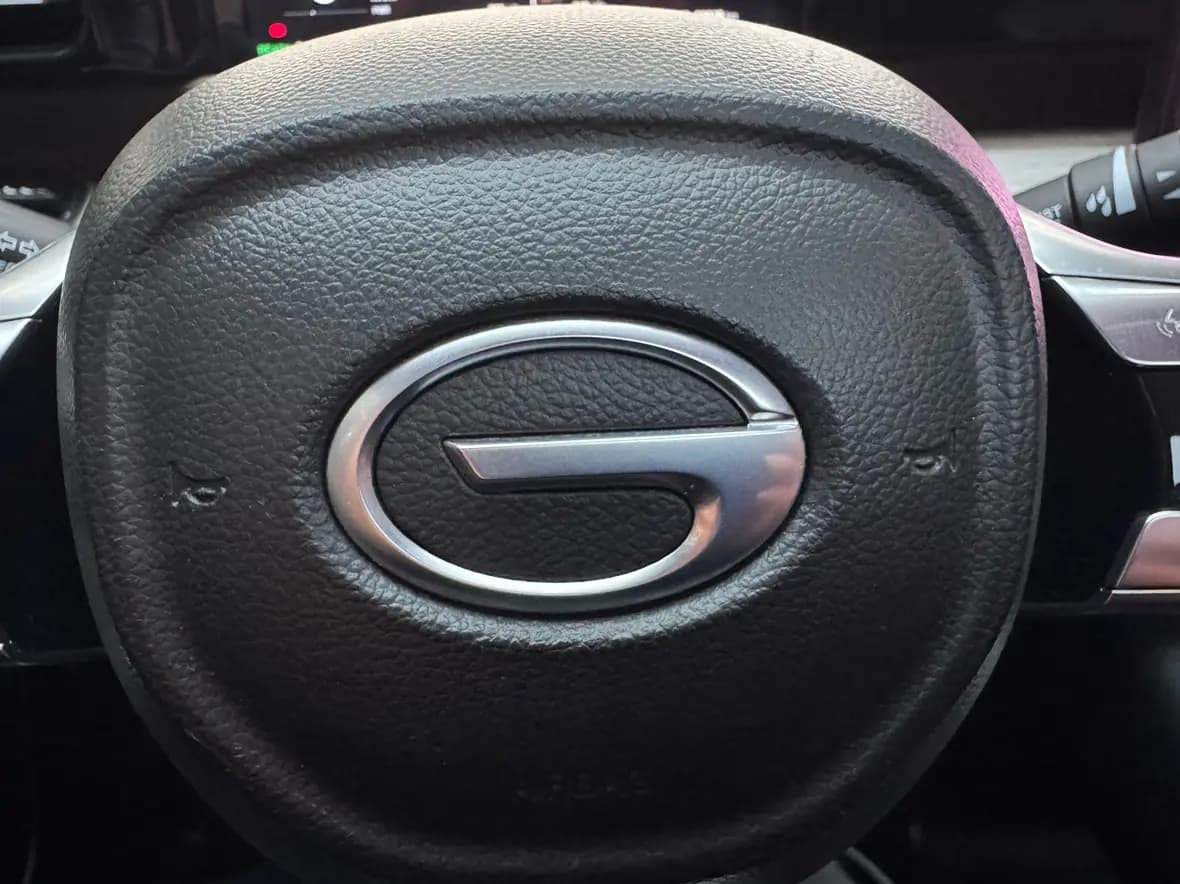 GAC Trumpchi E8 PHEV 2024 г. 50043 км. — фото 14