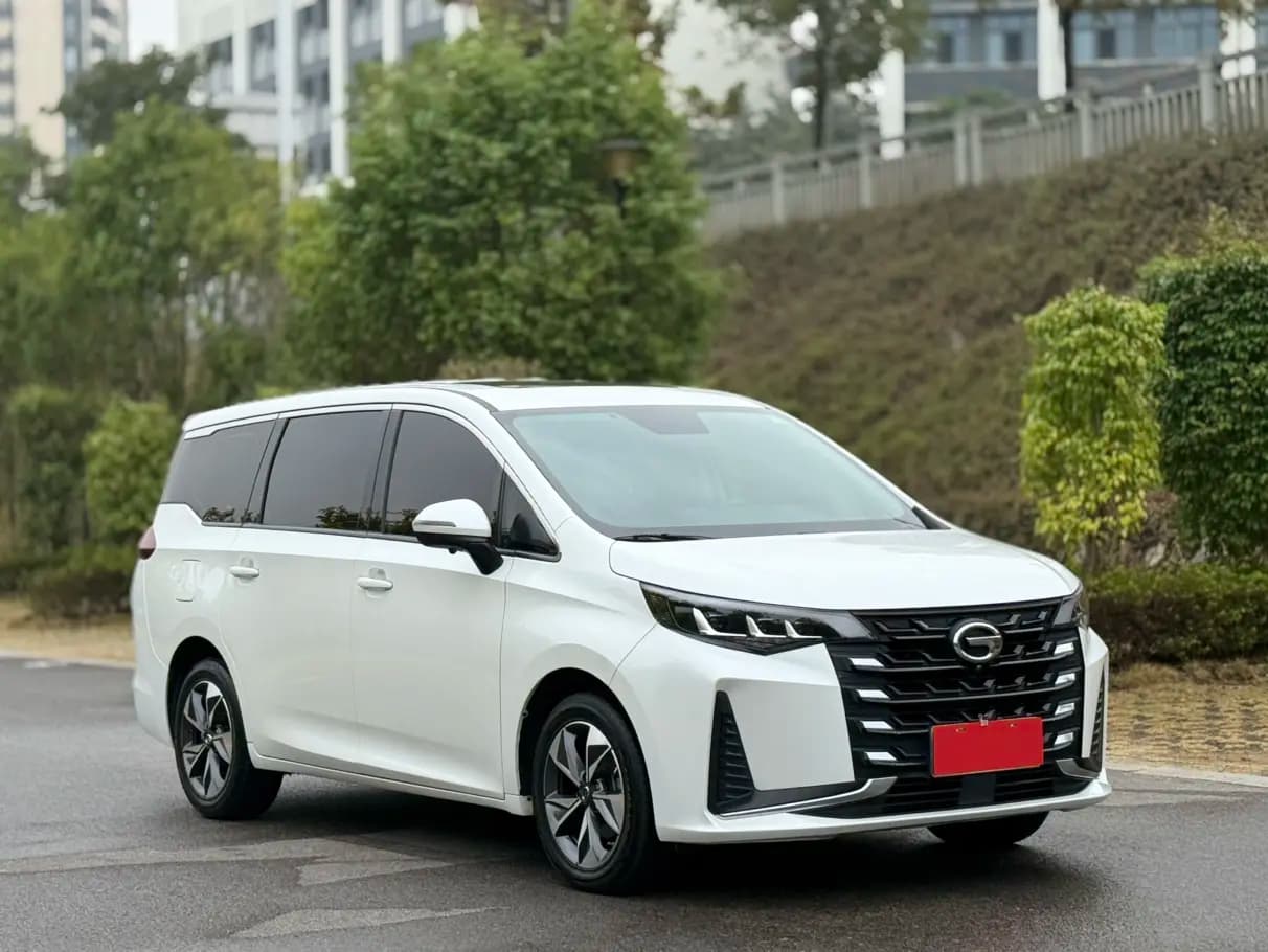 GAC Trumpchi M6 2022 г. 66016 км. — фото 3
