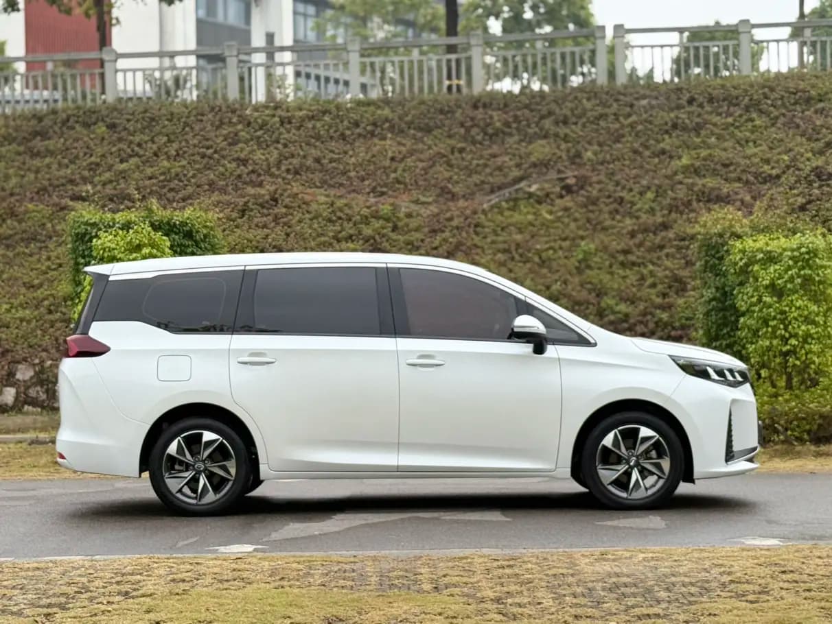 GAC Trumpchi M6 2022 г. 66016 км. — фото 6