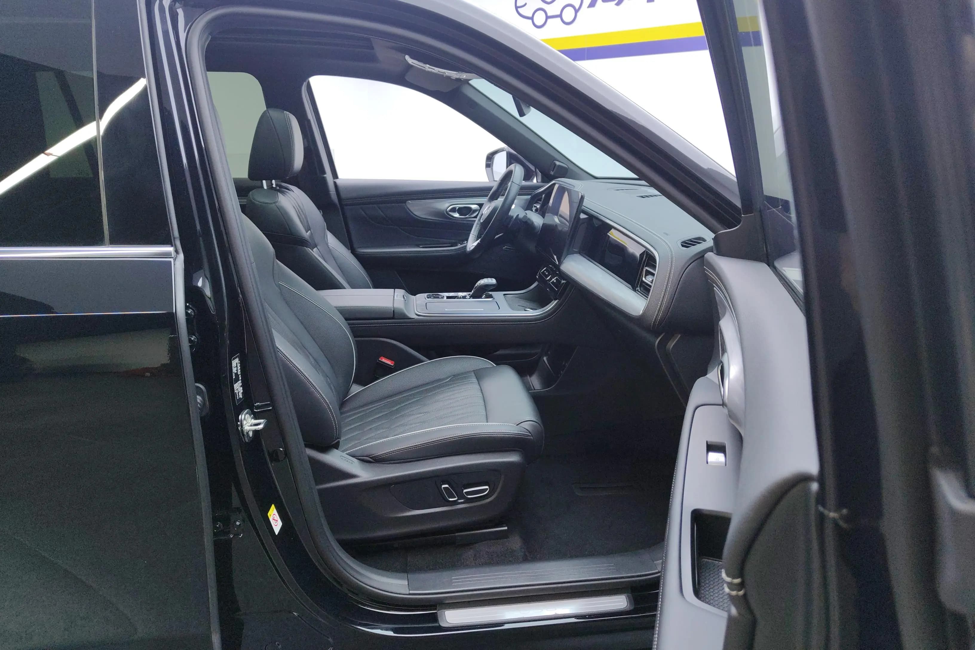 GAC Trumpchi GS8 2024 г. 44847 км. — фото 12