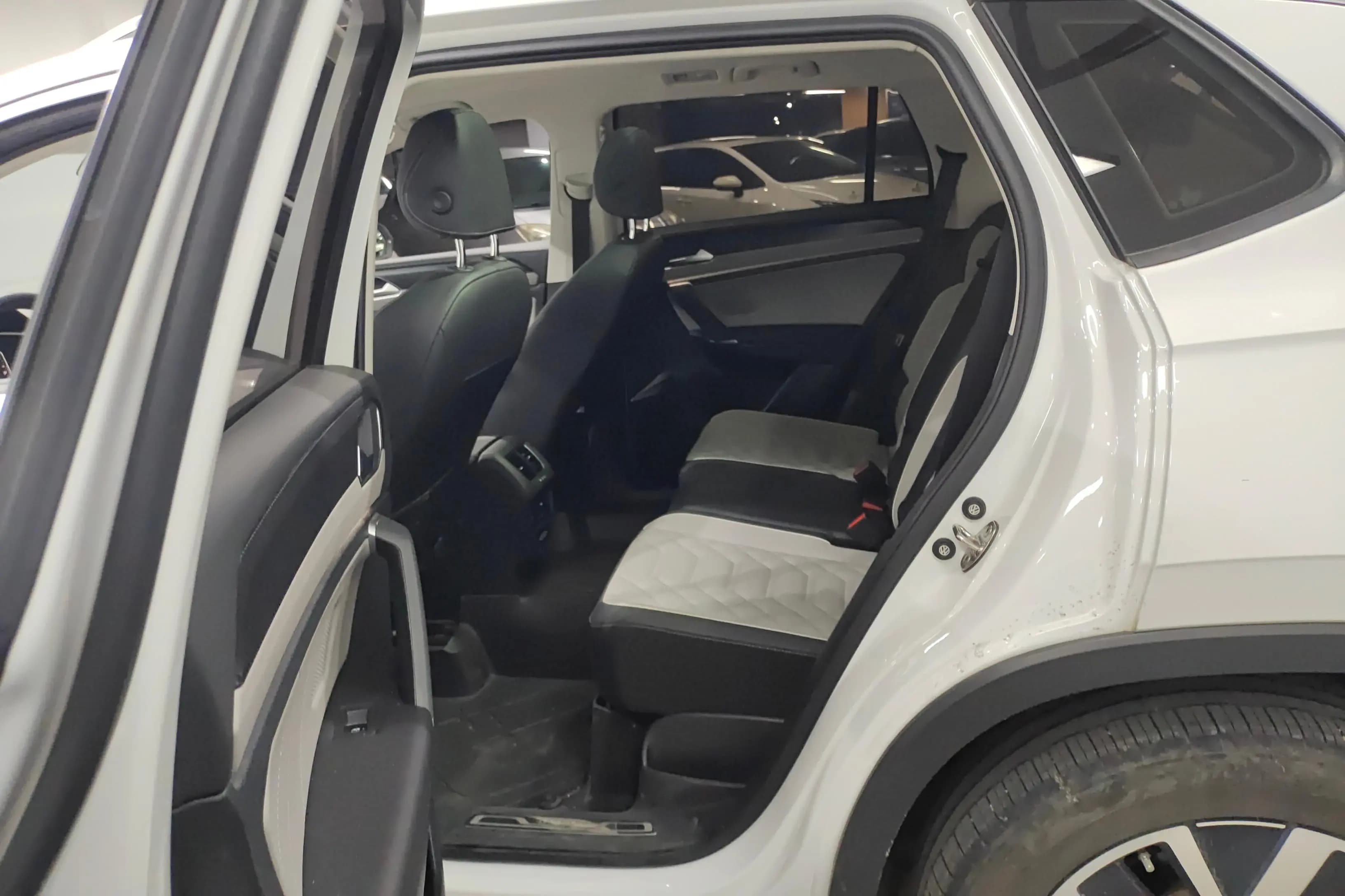 Volkswagen Tayron 2024 г. 42150 км. — фото 16