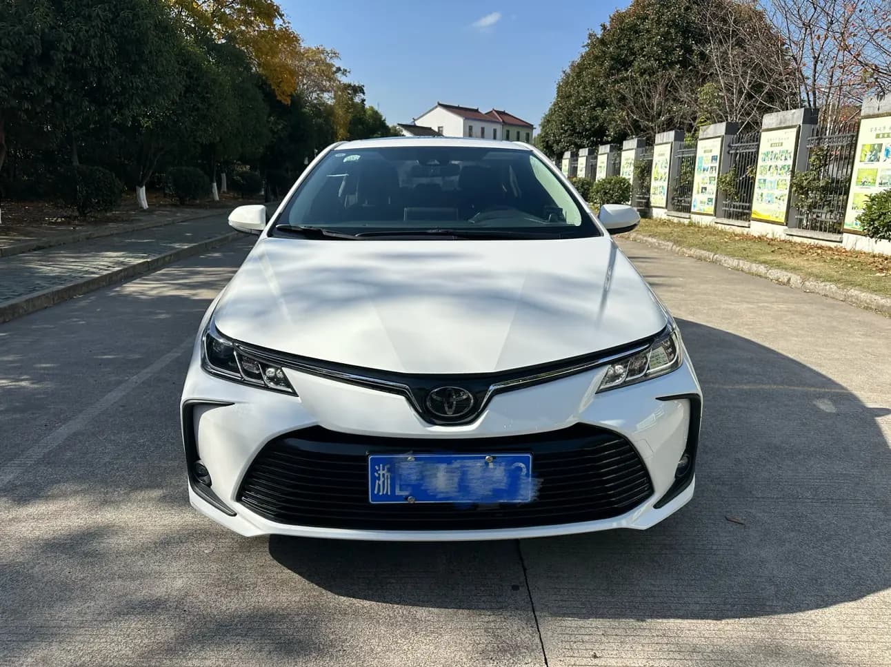 Toyota Corolla 2021 г. 40105 км. — фото 2
