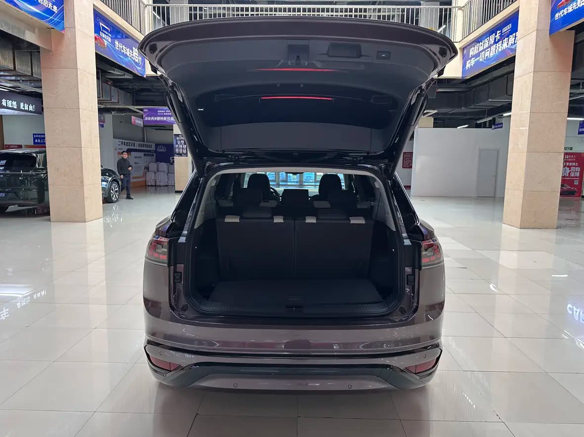 Volkswagen ID.6 CROZZ 2021 г. 46106 км. — фото 24