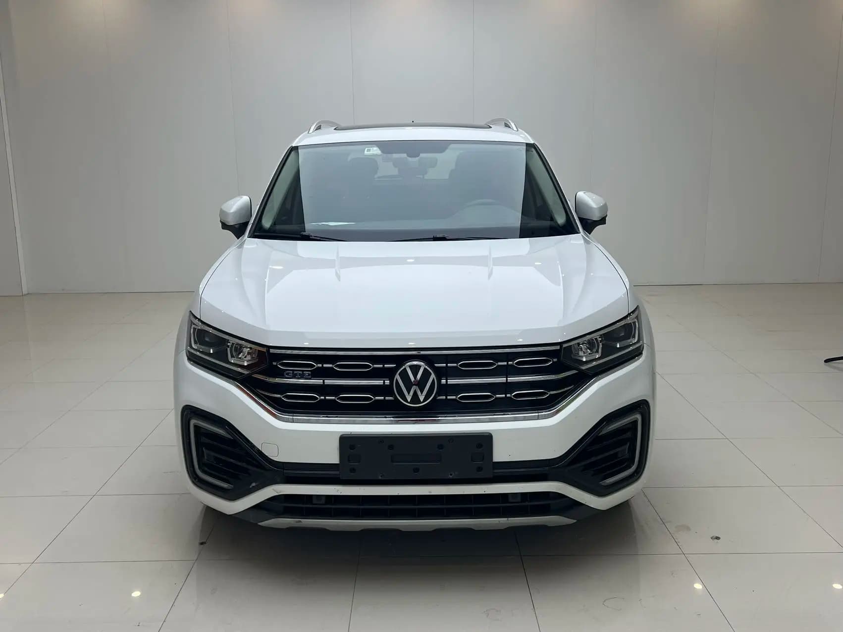 Volkswagen Tayron GTE 2022 г. 55040 км. — фото 2