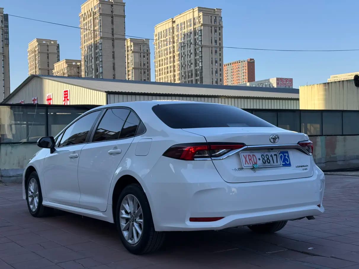 Toyota Corolla 2022 г. 64106 км. — фото 4