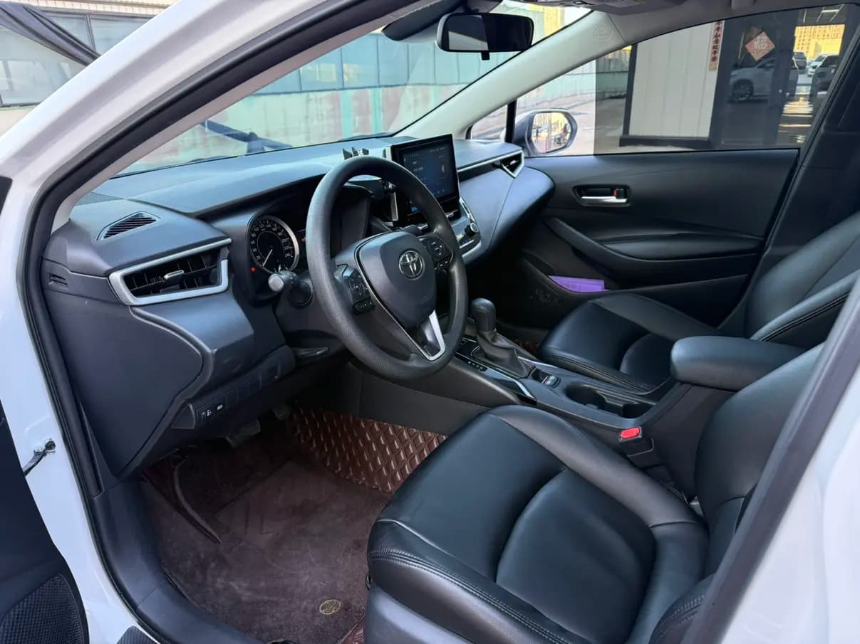 Toyota Corolla 2022 г. 64106 км. — фото 8