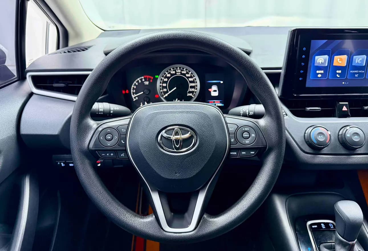 Toyota Corolla 2022 г. 37107 км. — фото 12