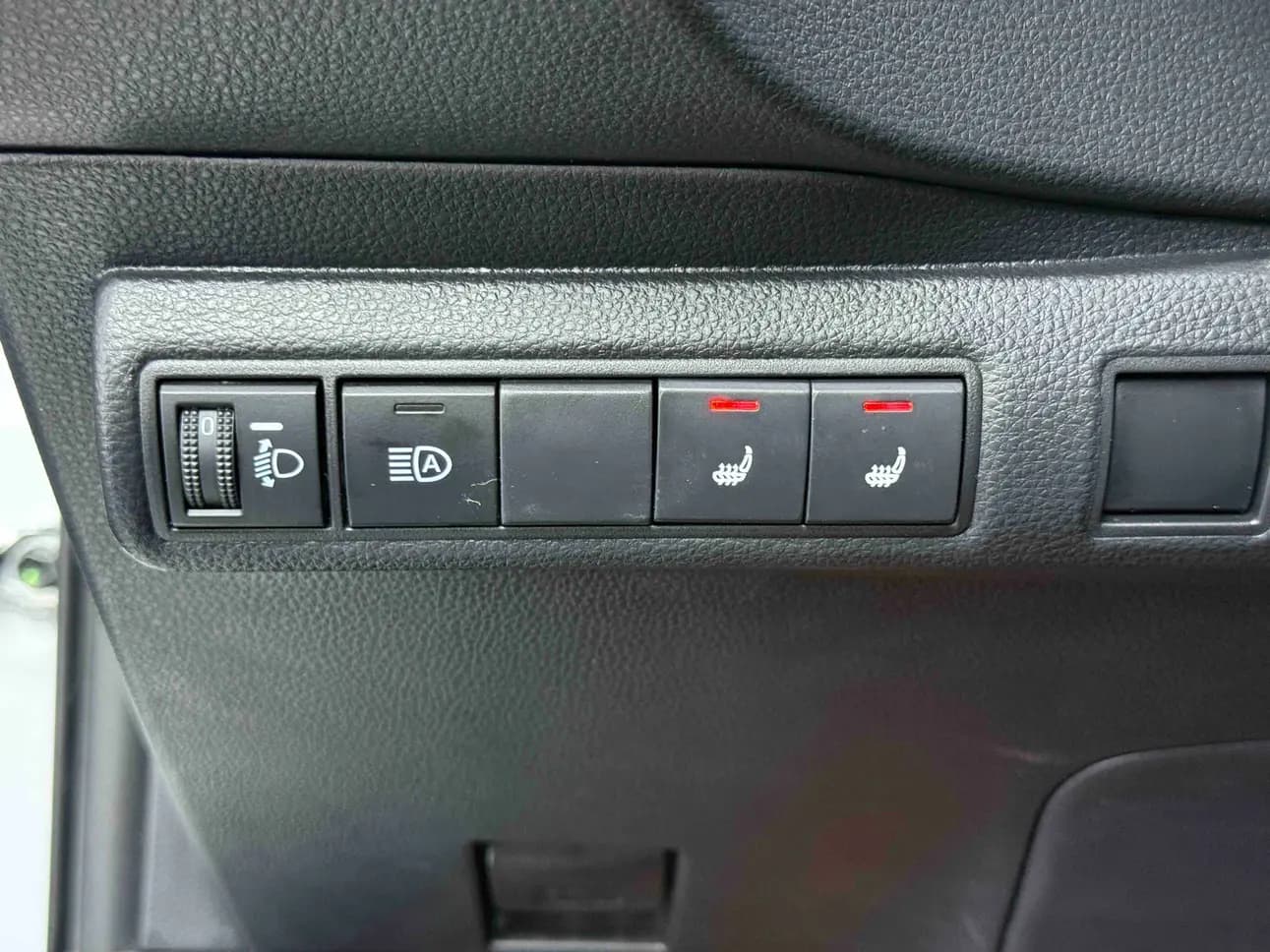 Toyota Corolla 2022 г. 37107 км. — фото 13