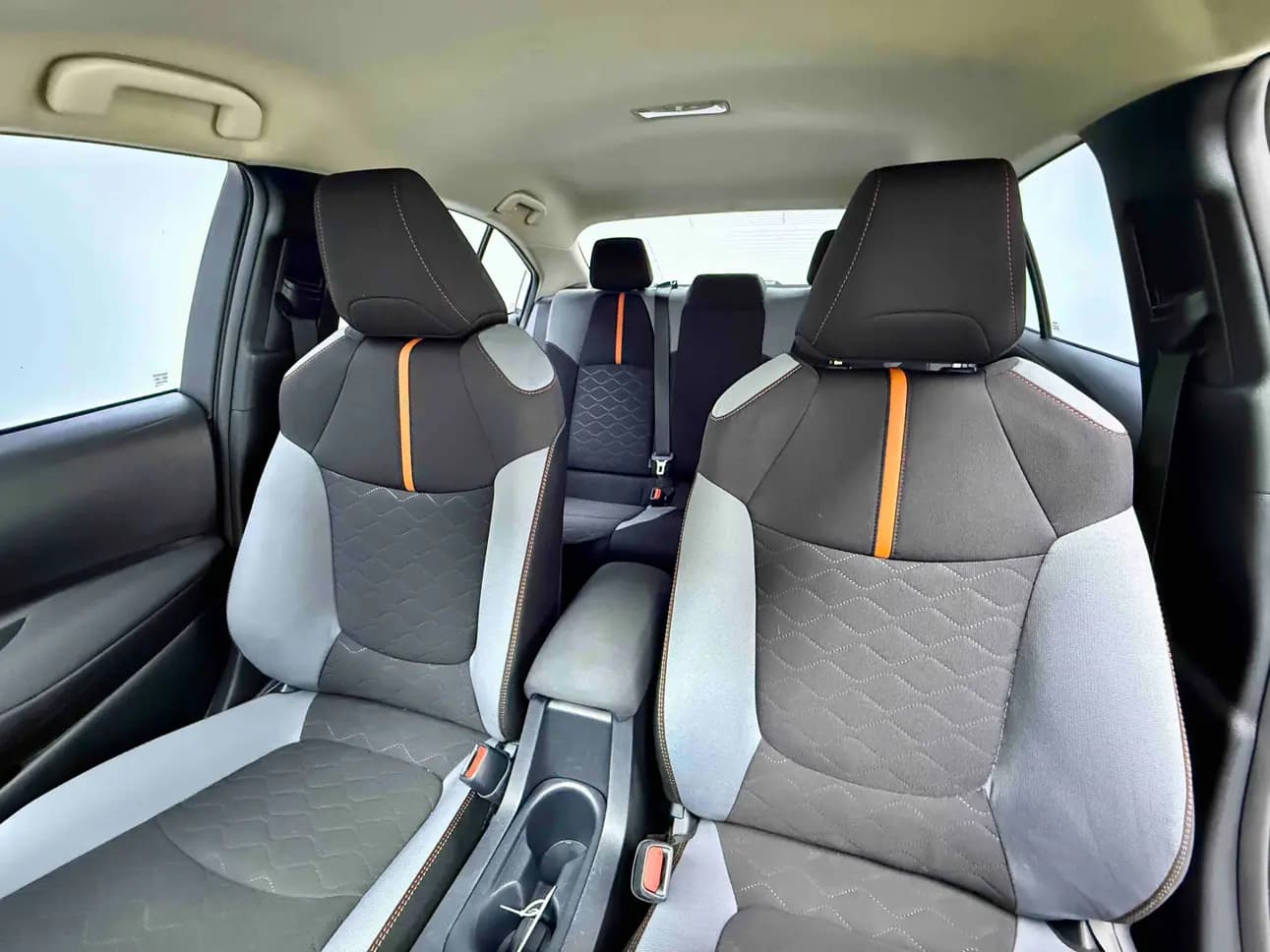 Toyota Corolla 2022 г. 37107 км. — фото 18