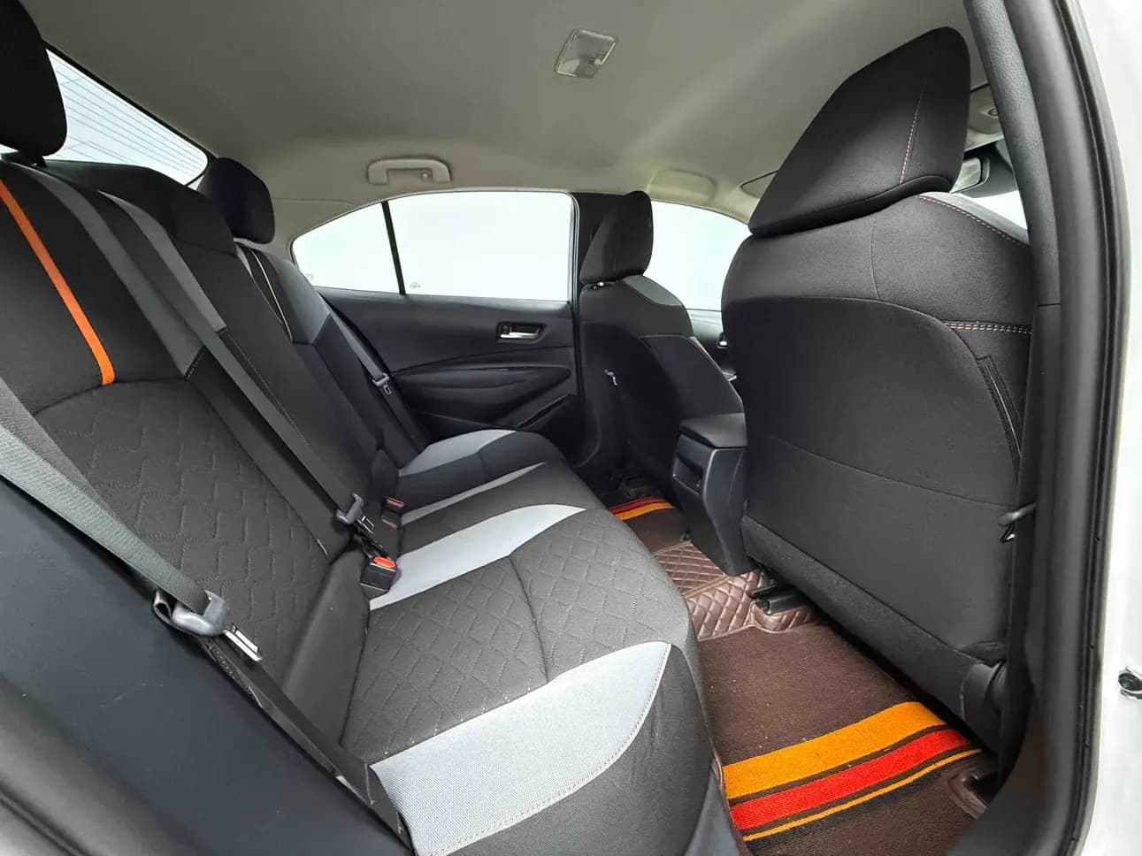 Toyota Corolla 2022 г. 37107 км. — фото 19