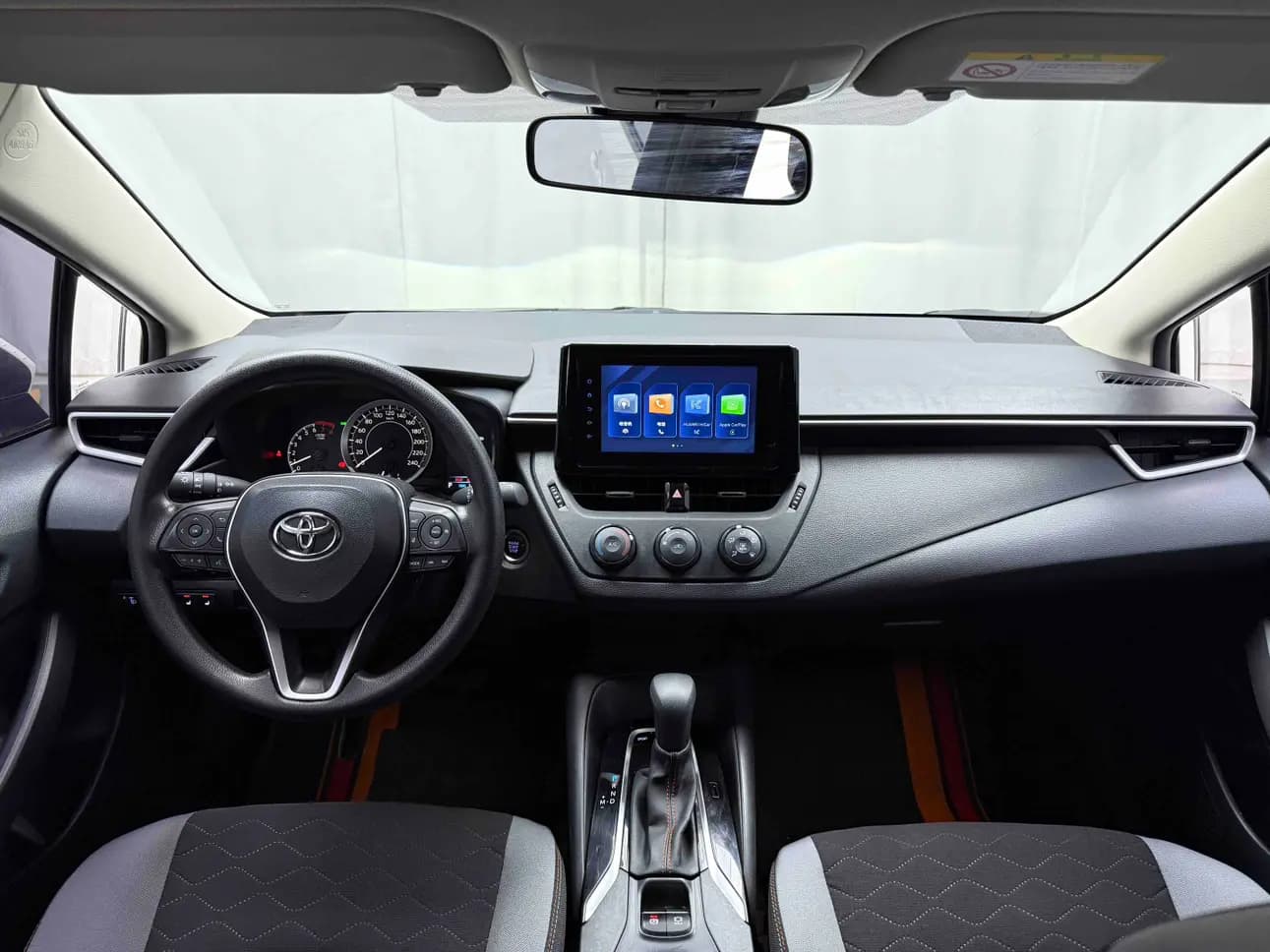 Toyota Corolla 2022 г. 37107 км. — фото 10