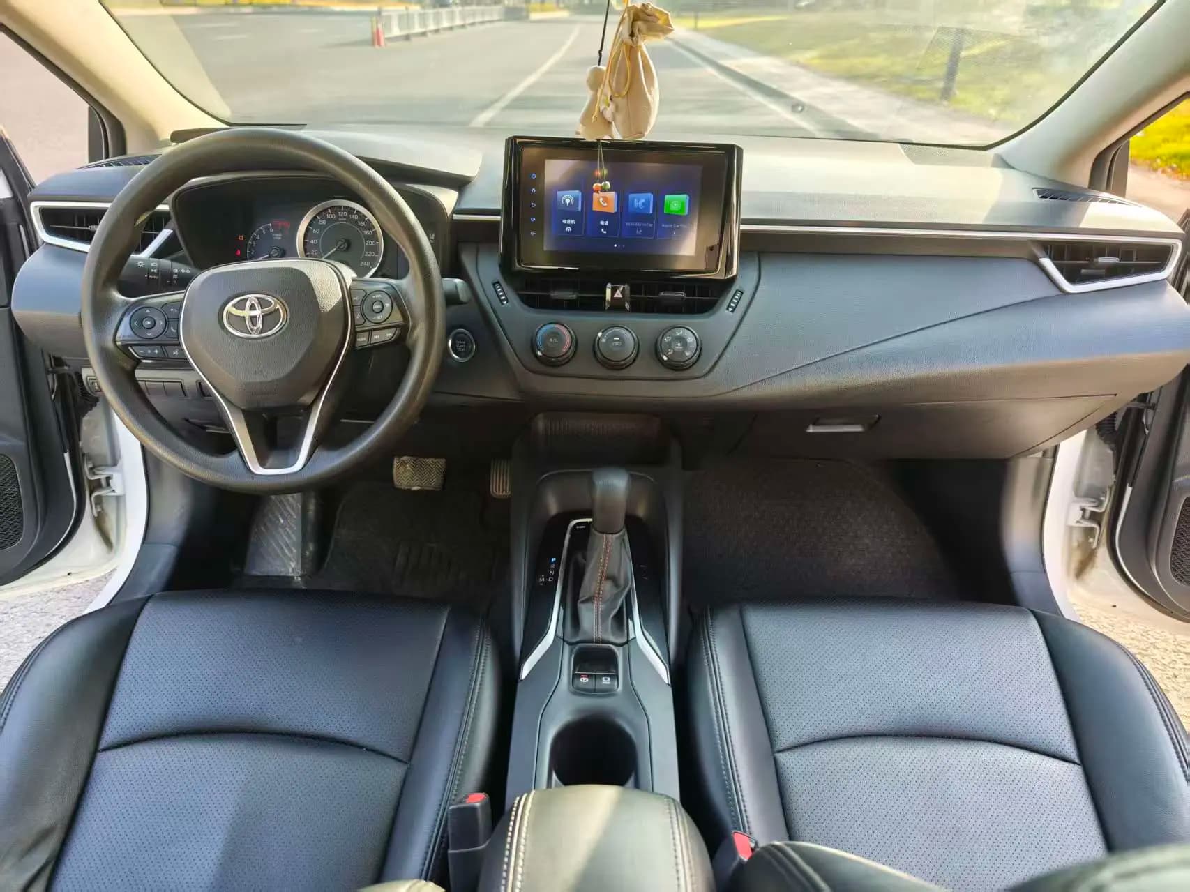 Toyota Corolla 2022 г. 60108 км. — фото 9