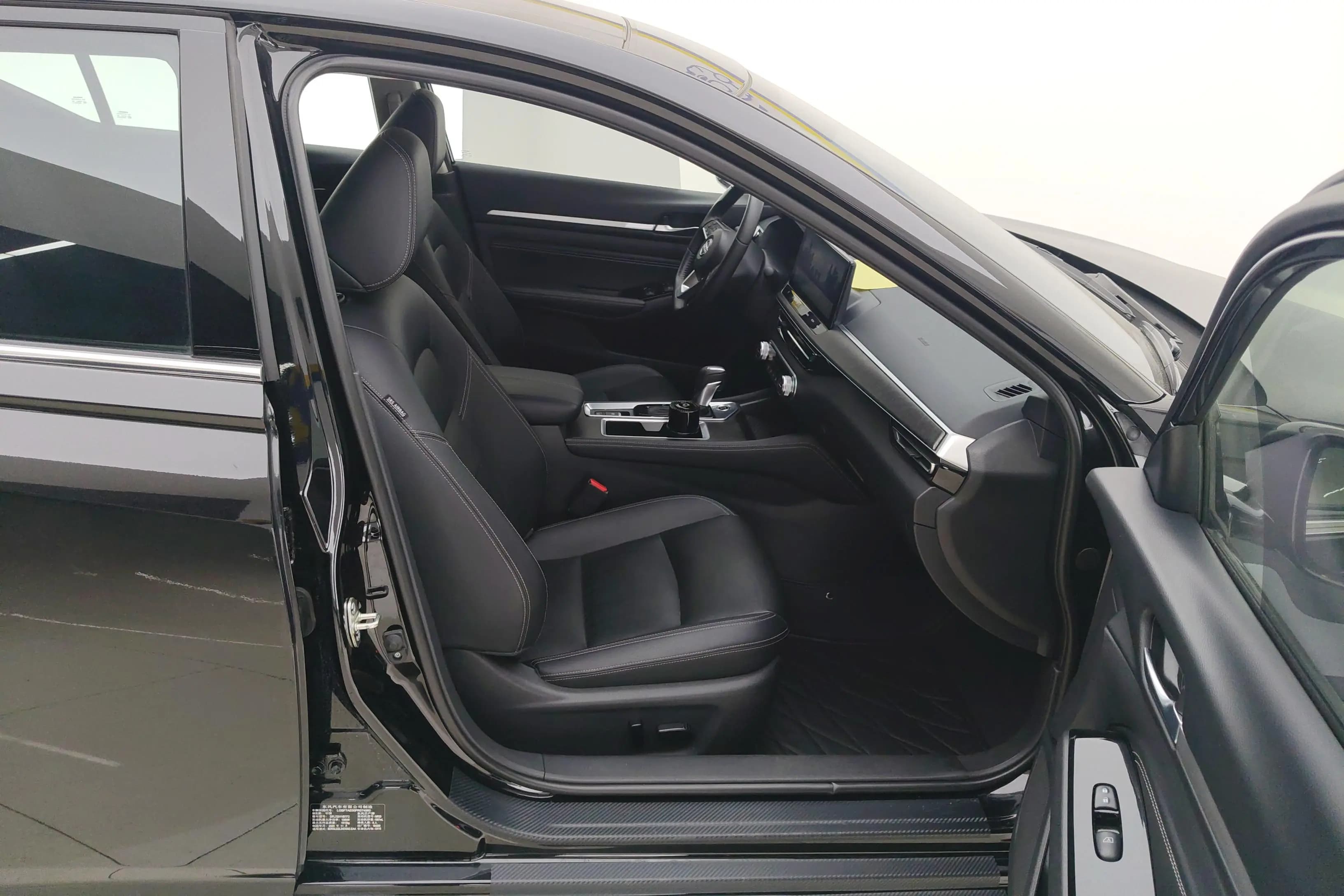 Nissan Altima 2024 г. 39418 км. — фото 14