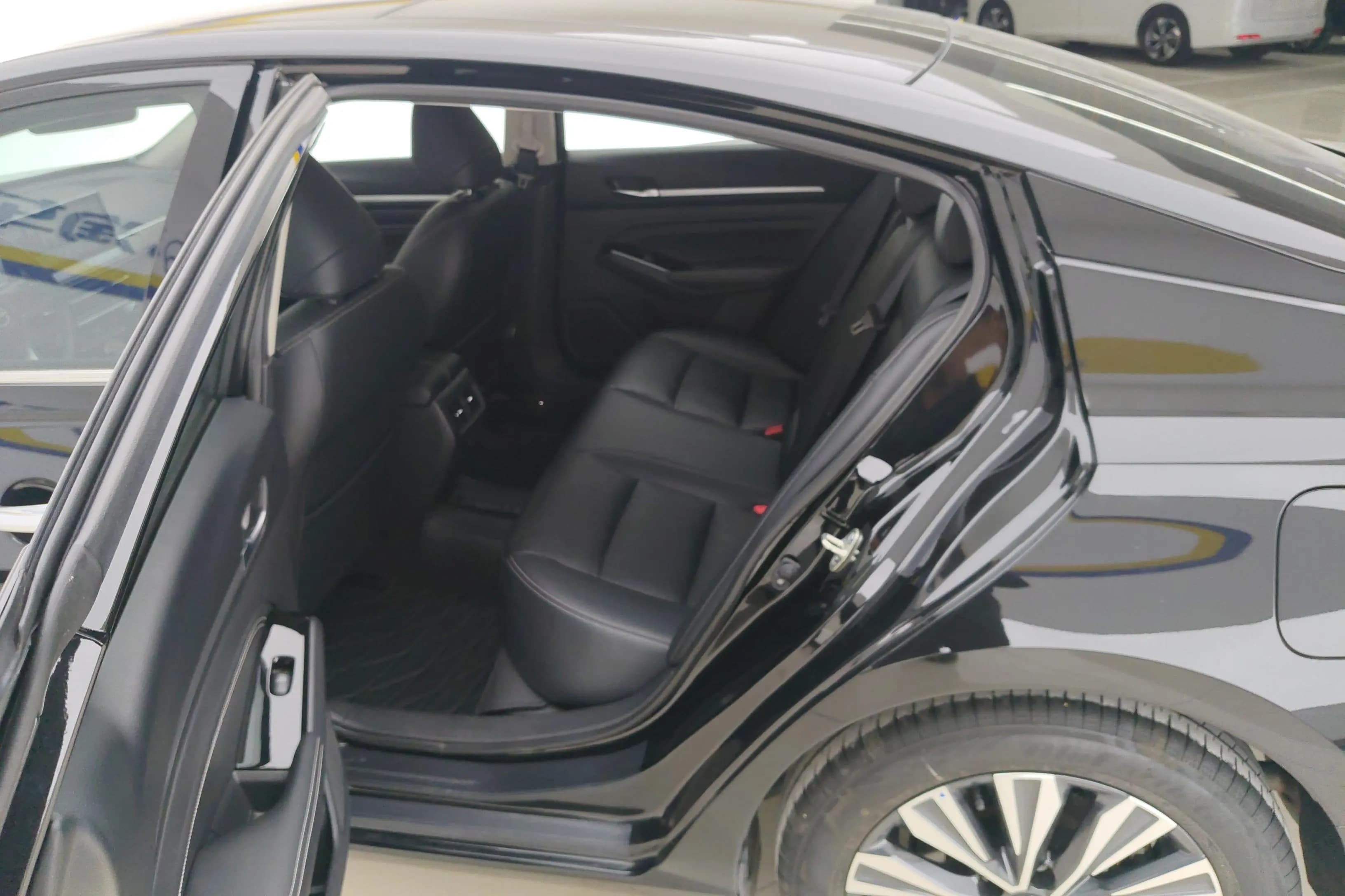 Nissan Altima 2024 г. 39418 км. — фото 15