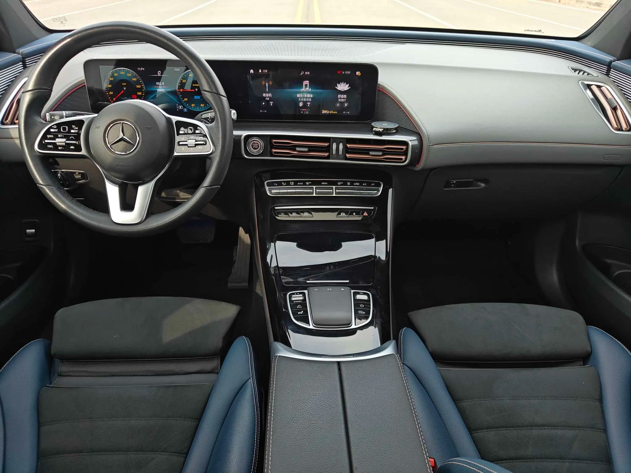 Mercedes-Benz EQC 2023 г. 55091 км. — фото 8