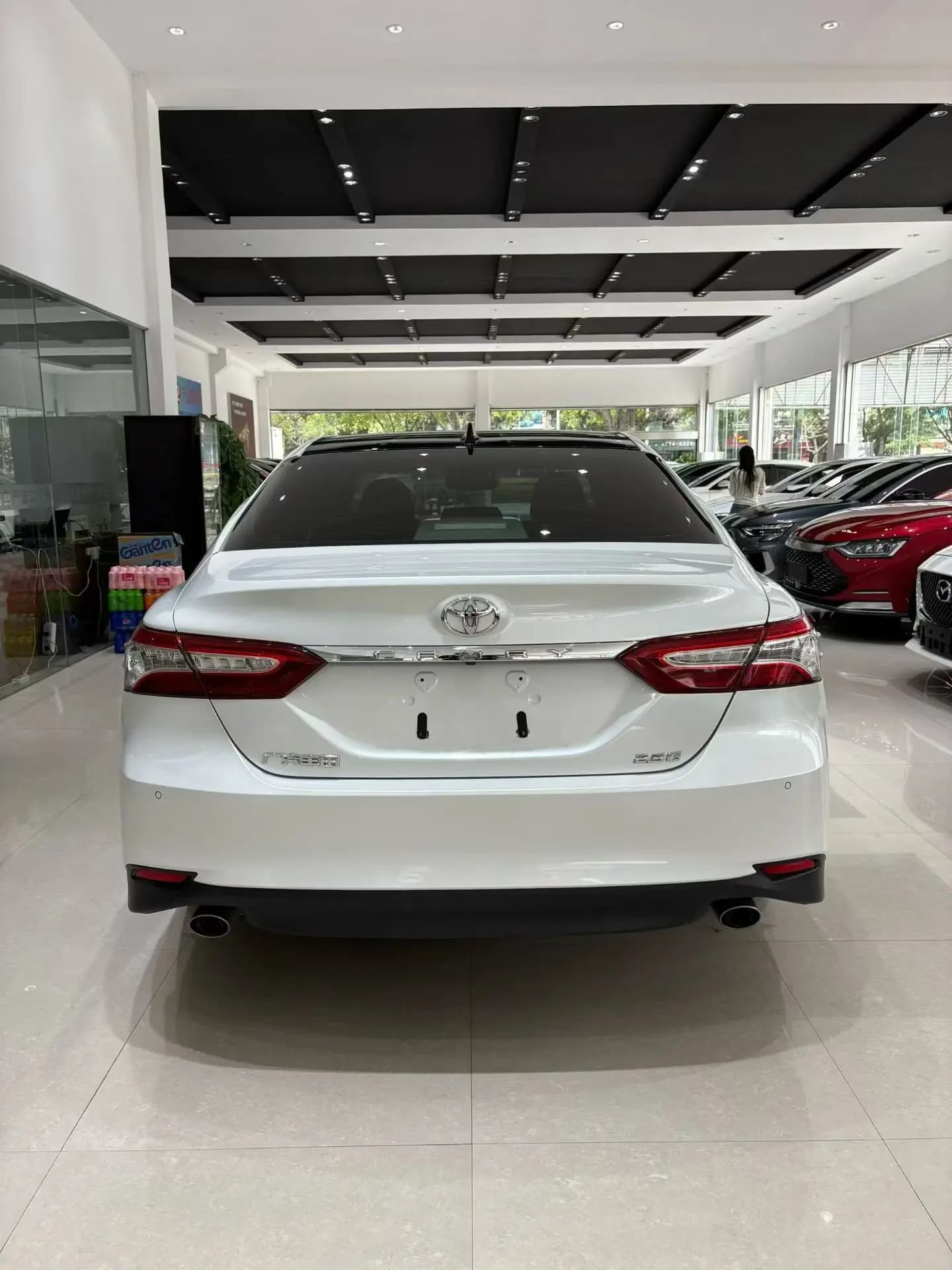 Toyota Camry 2021 г. 77000 км. — фото 5